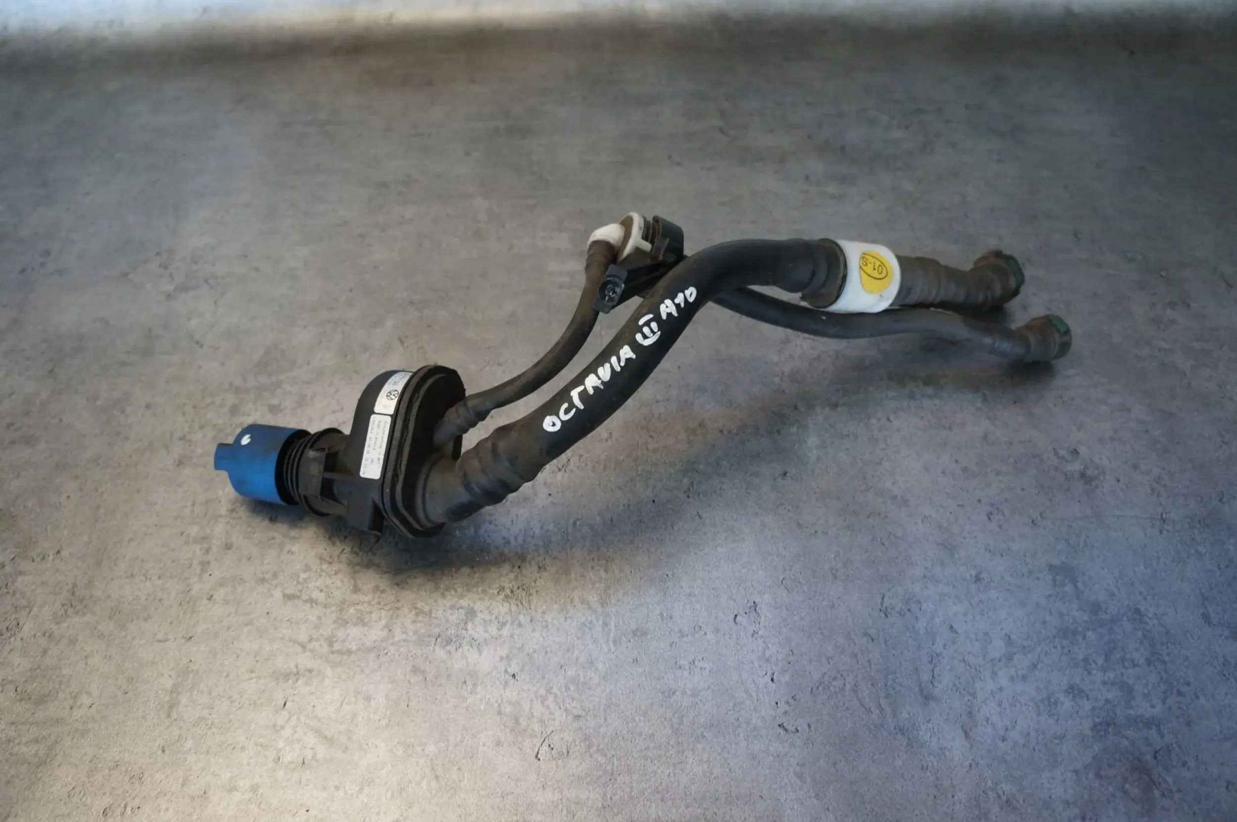 WLEW KOREK PRZEWÓD ADBLUE SKODA OCTAVIA III LIFT HATCHBACK 1.6 TDI DGT