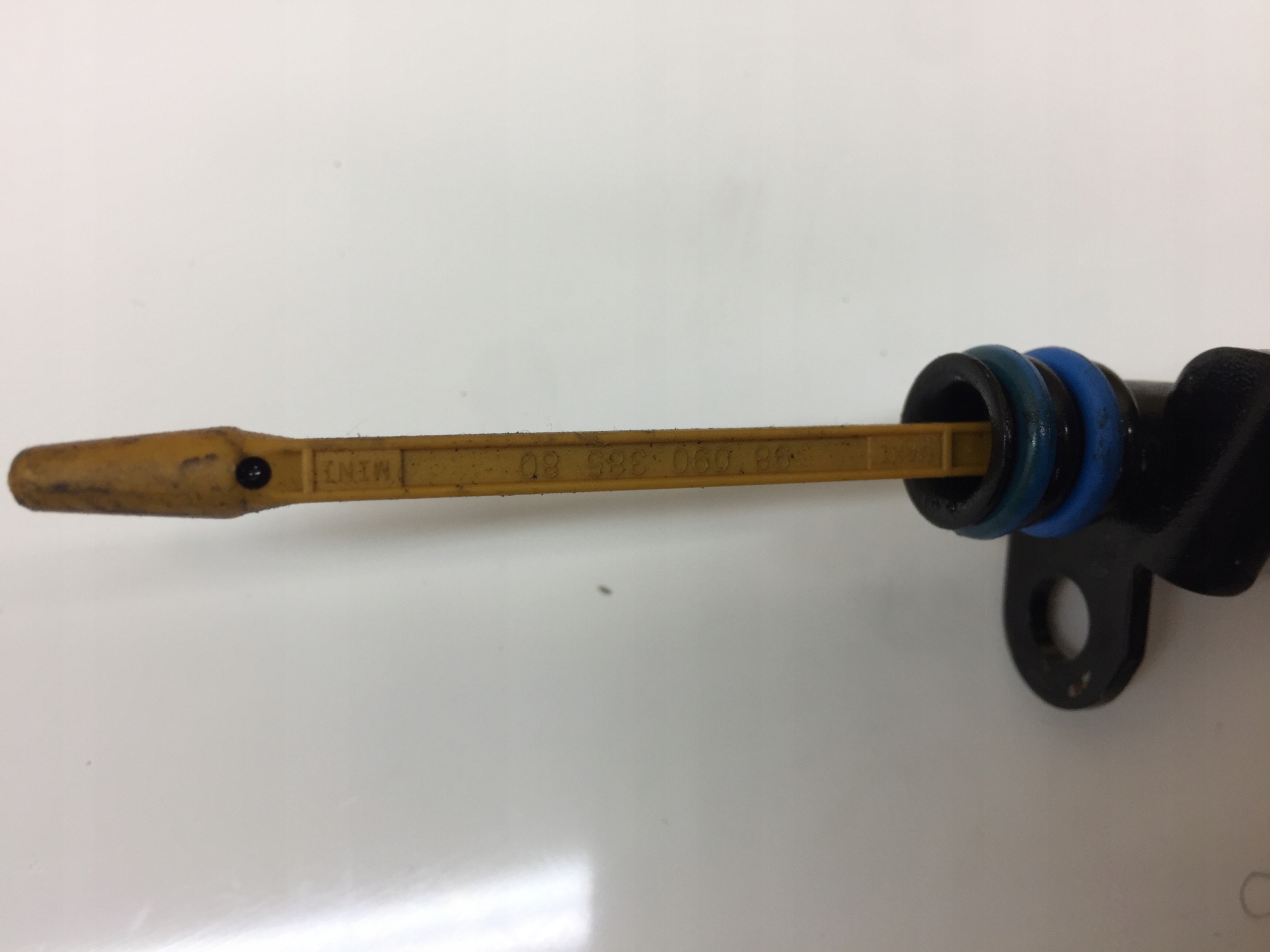 9807011780 - PEUGEOT 308 II 1.2 THP МАСЛЯНЫЙ ЩУП