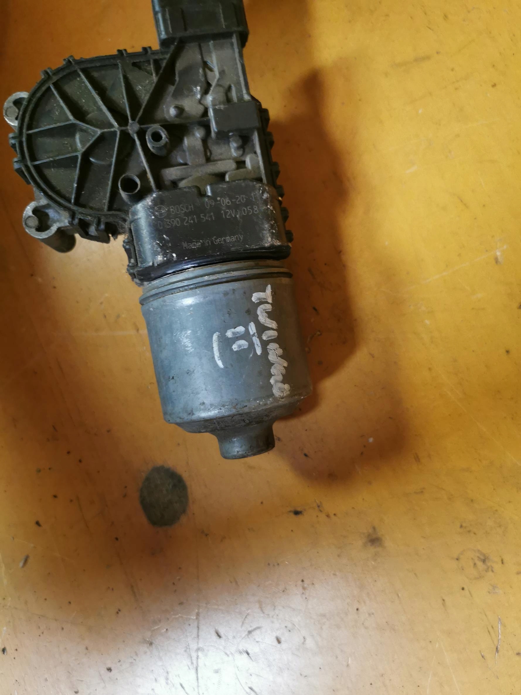 mini motor of wipers front RENAULT TWINGO II 0390241541 07-14