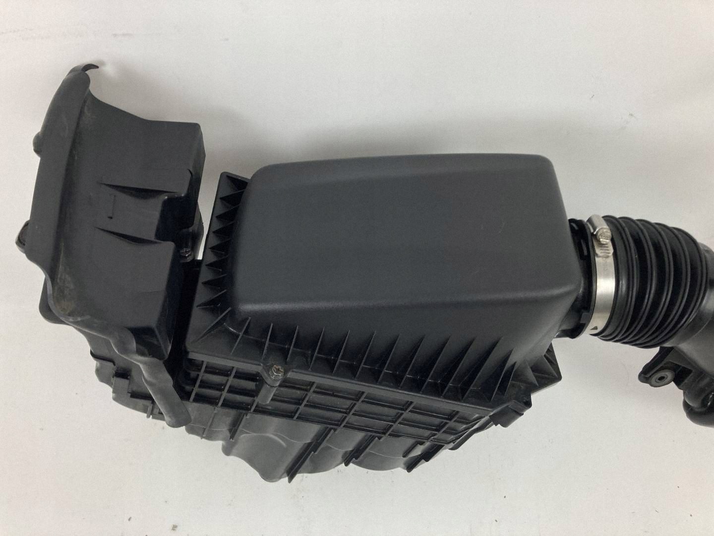 Wrangler JL Gladiator JT air filter housing 3.6