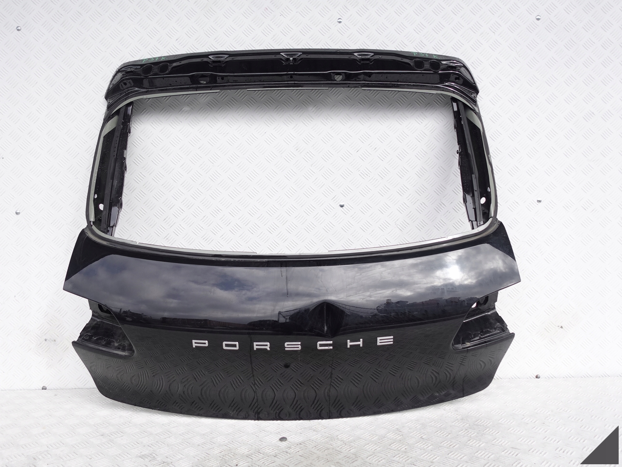 PORSCHE MACAN 95B 13-18 TURBO GTS trunk door boot
