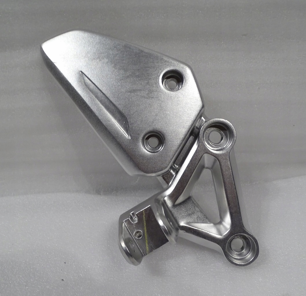 50600-MJE-D00 - HONDA CB650F CB 650 F SET ПОДСТАВКА ДЛЯ НОГ