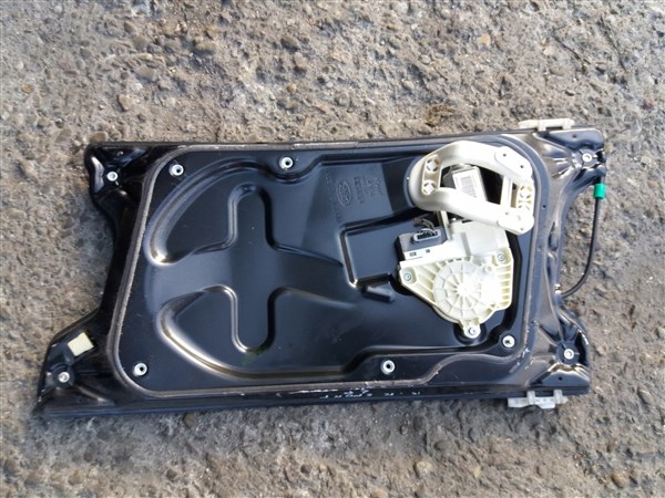 MECHANIZM LEWY PRZEDNI DRZWI RANGE ROVER SPORT L320 EUROPA