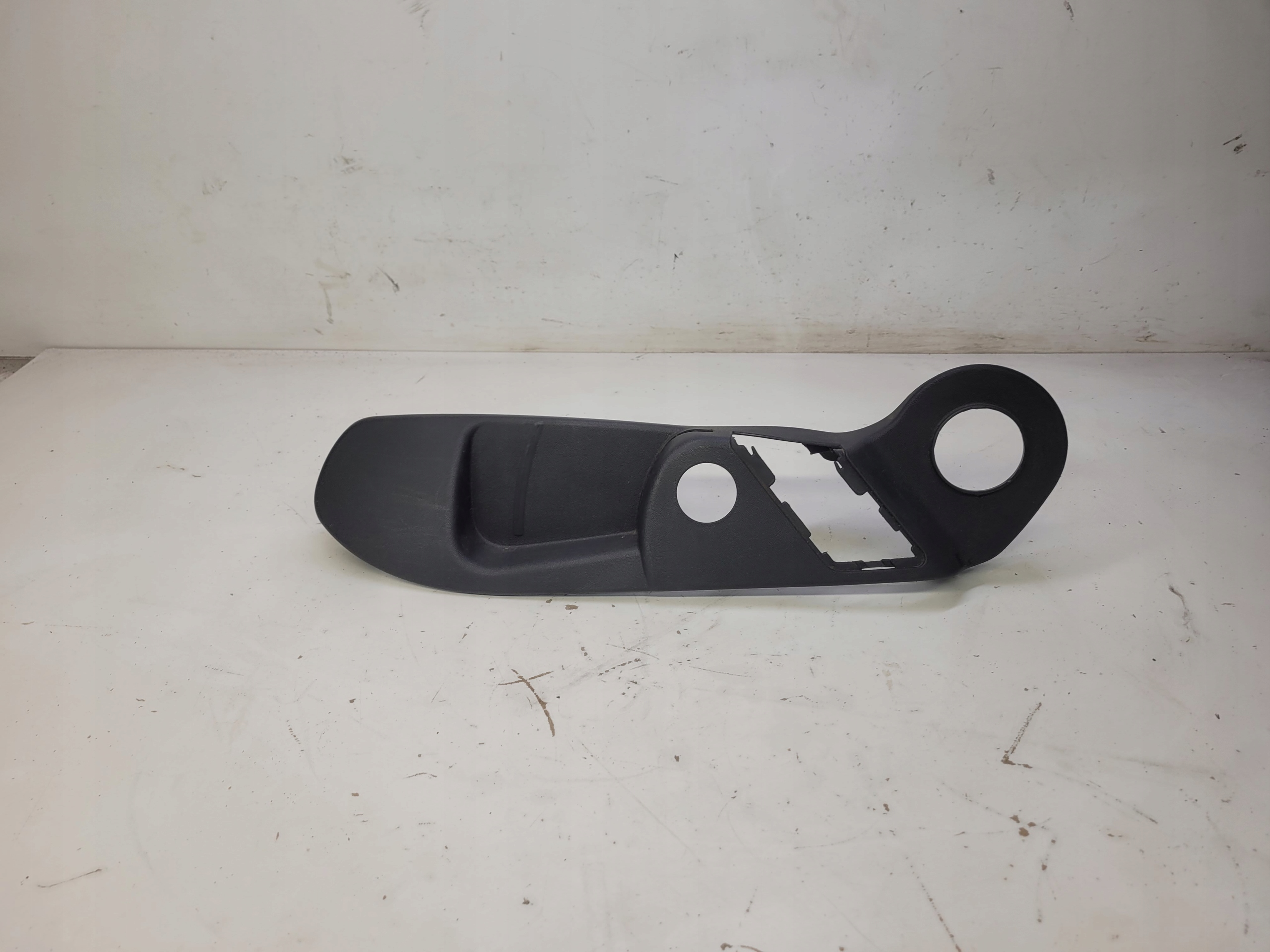 cover spoiler seat left AUDI A4 B6 8301931