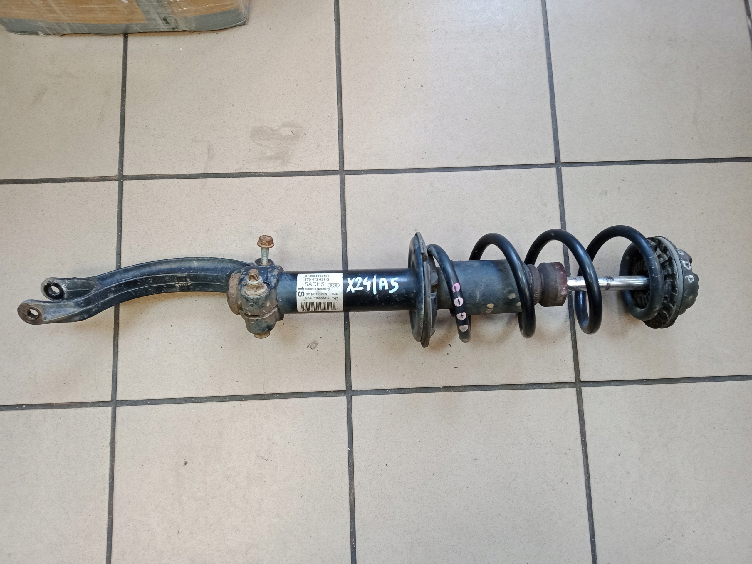 AUDI A5 8T AMORTYZATOR PRZEDNI 8T0413031Q 1S SACHS + SPRĘŻYNA