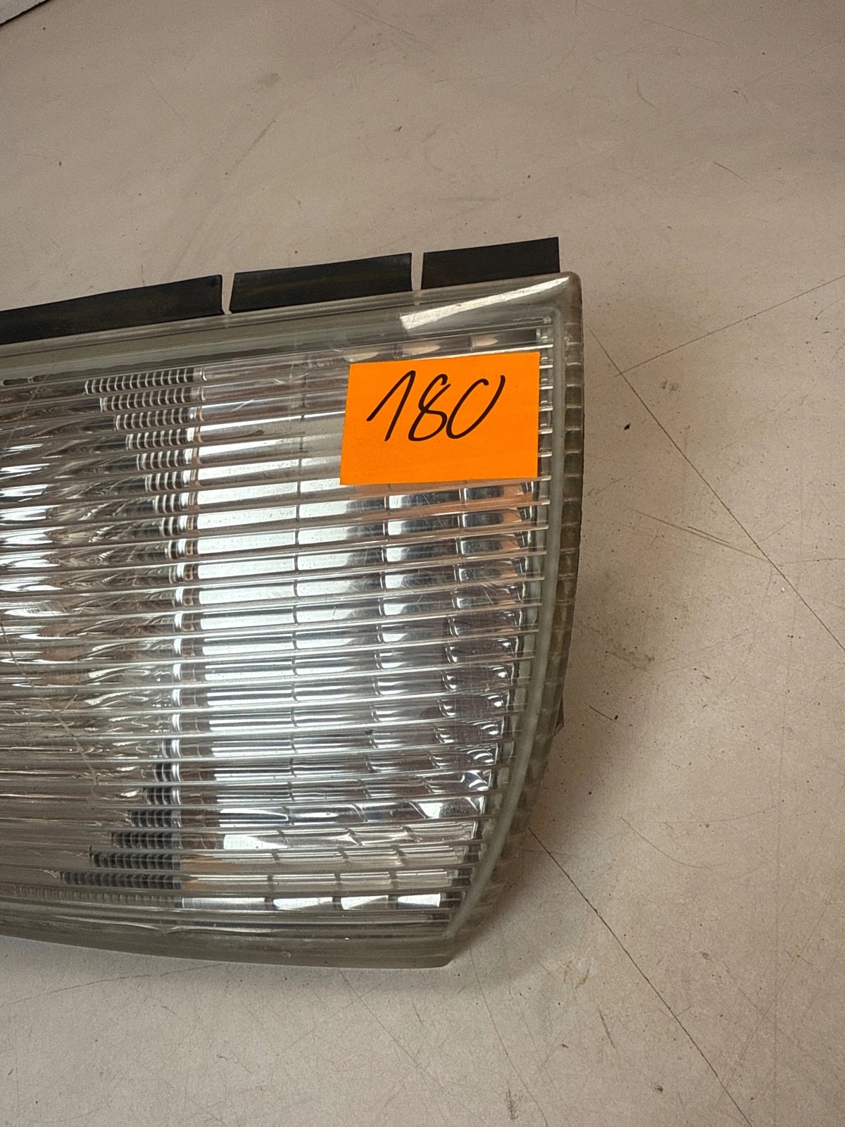 light front front right odblysk Mitsubishi Fuso UK Anglik