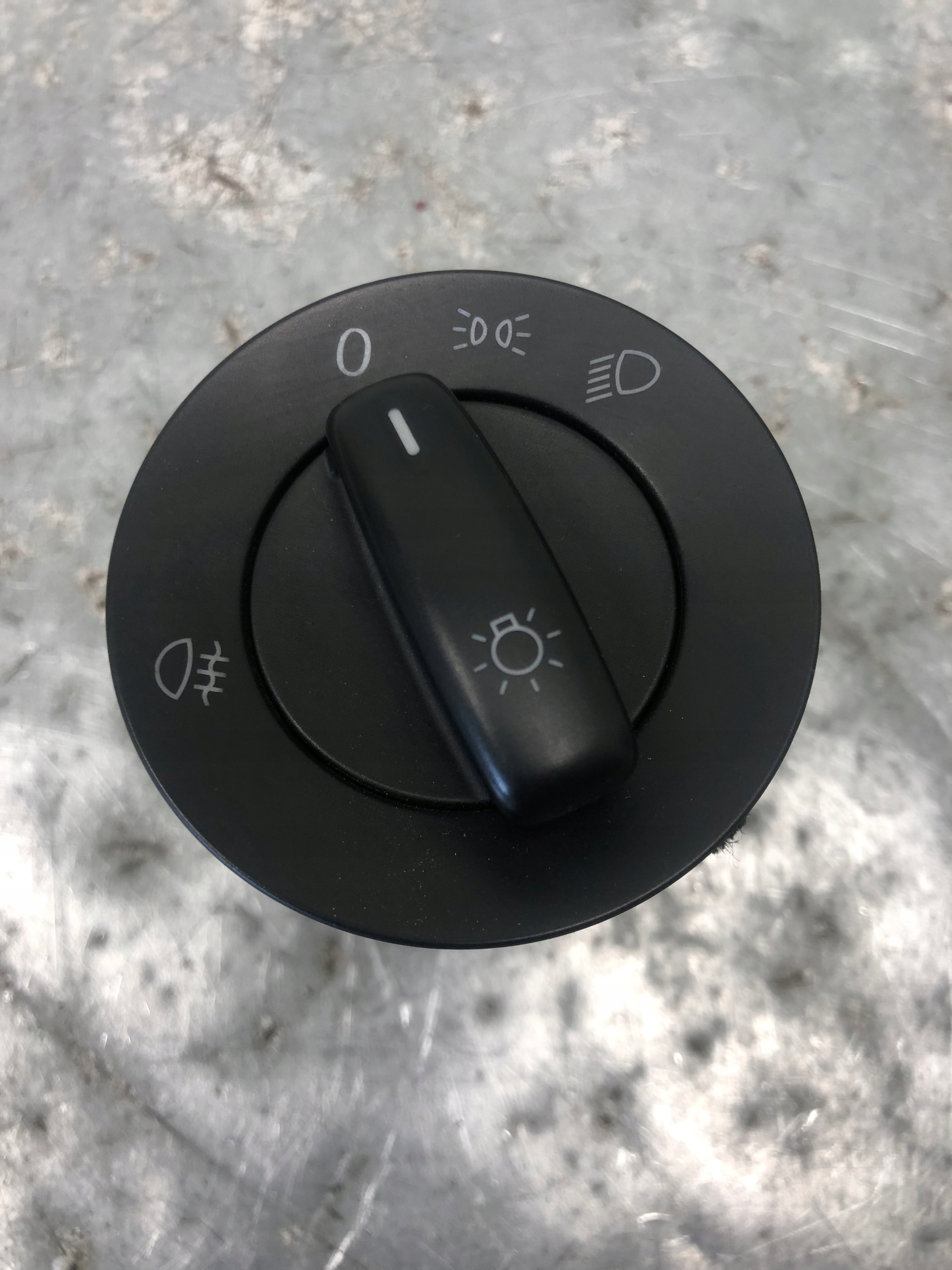 interruttore luci VW GOLF V 1K0941431P