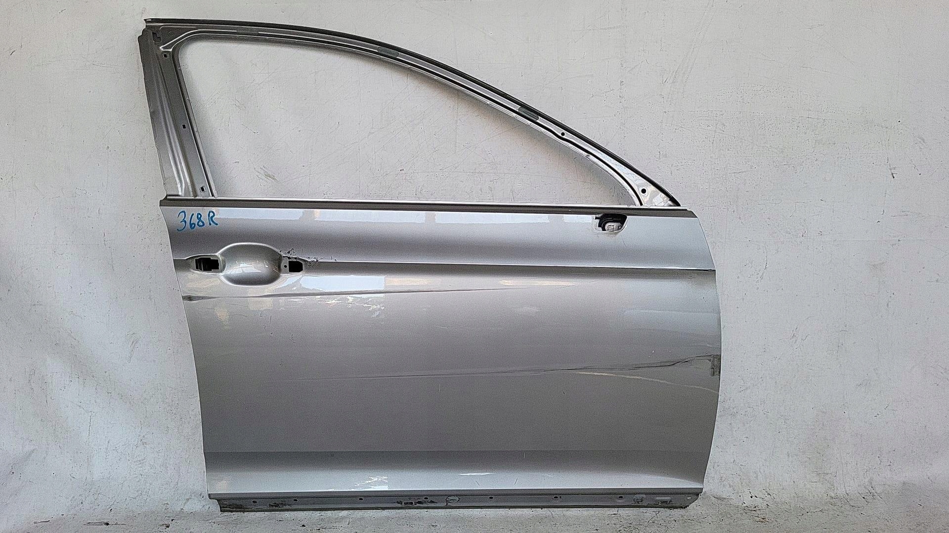 VW PASSAT B8 14- door right front front