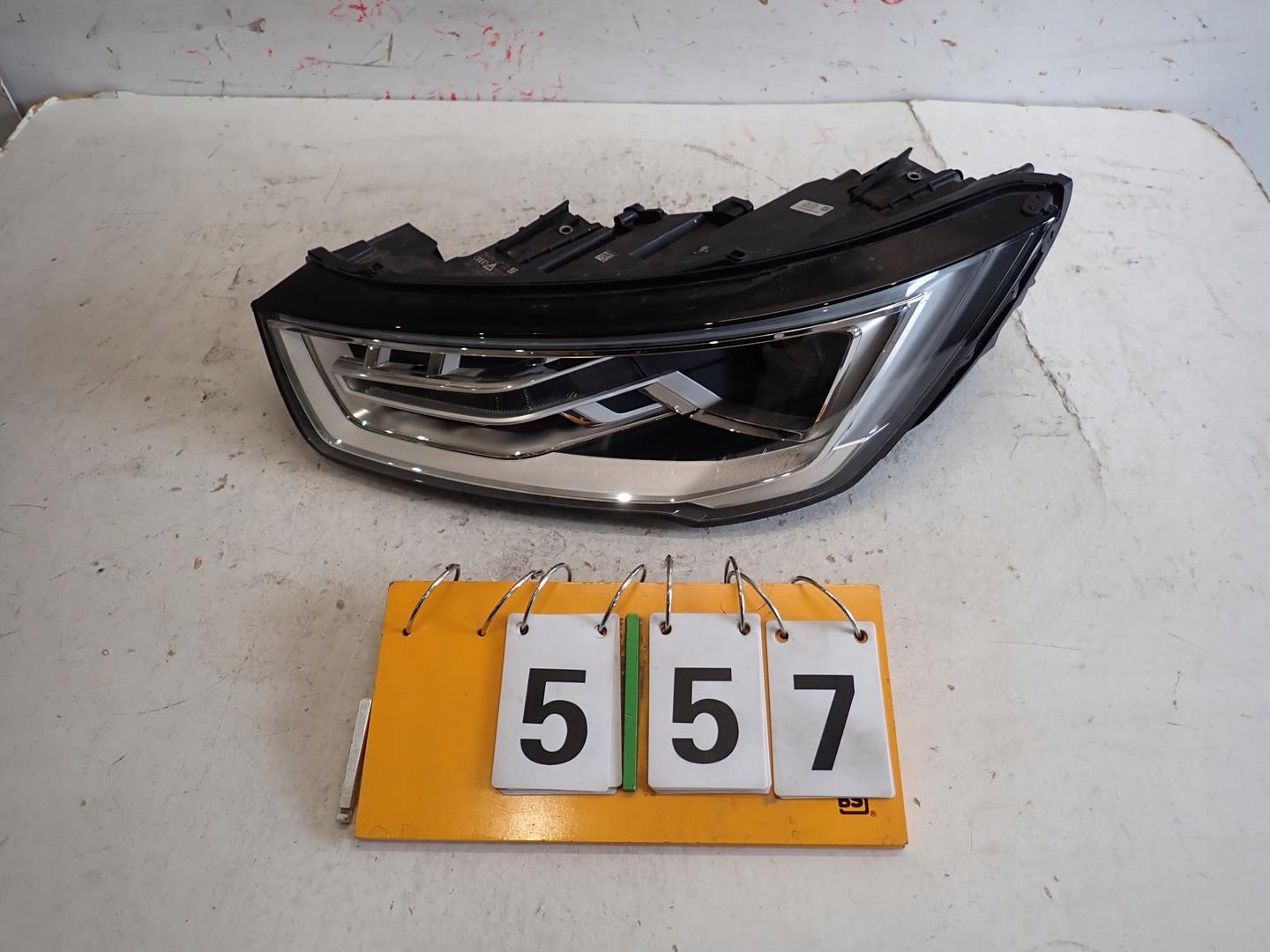 light front front left AUDI A1 LIFT 2014- BI-XENON 8XA941005