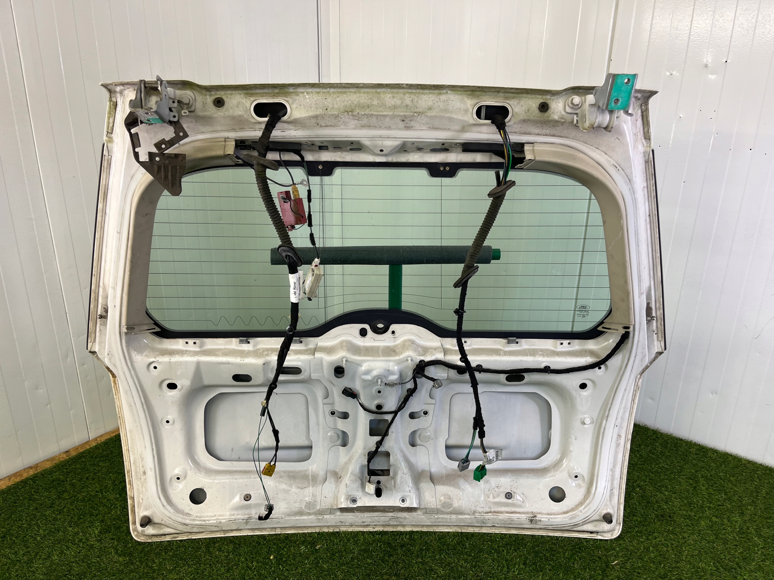 boot doors rear part LAND ROVER FREELANDER 2 2010