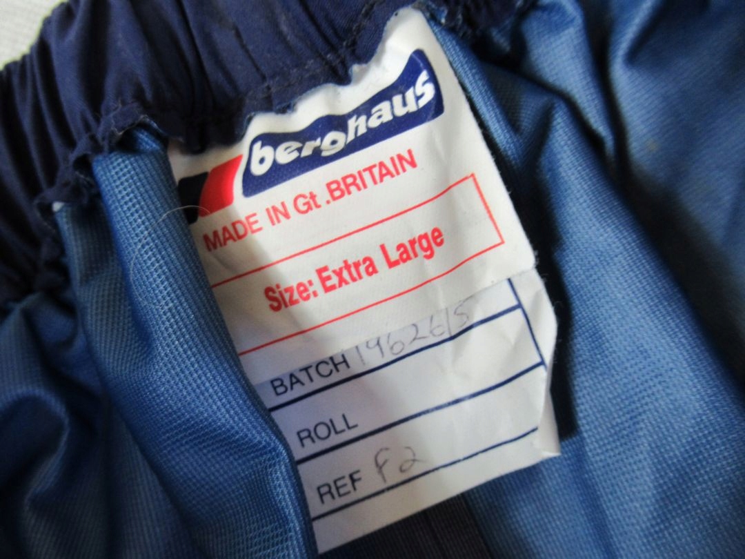 BERGHAUS ___ WATERPROOF YAHTING WEAR SPODNIE __ XL Kod producenta 000
