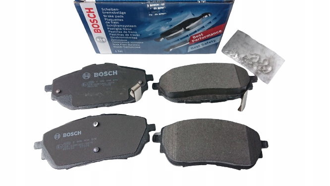 0 986 - Тормозные колодки передние TOYOTA COROLLA E18 1.6 1.8