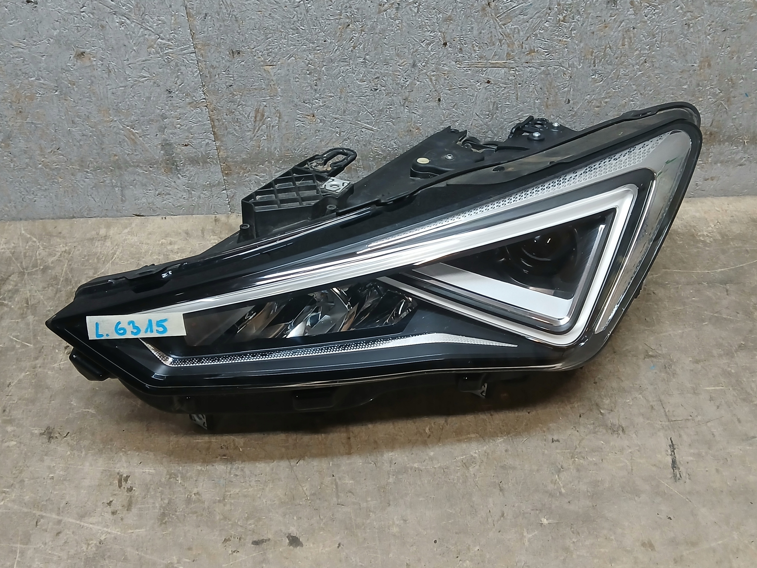 light front left CUPRA FORMENTOR 5FG FULL LED 5FG941007E