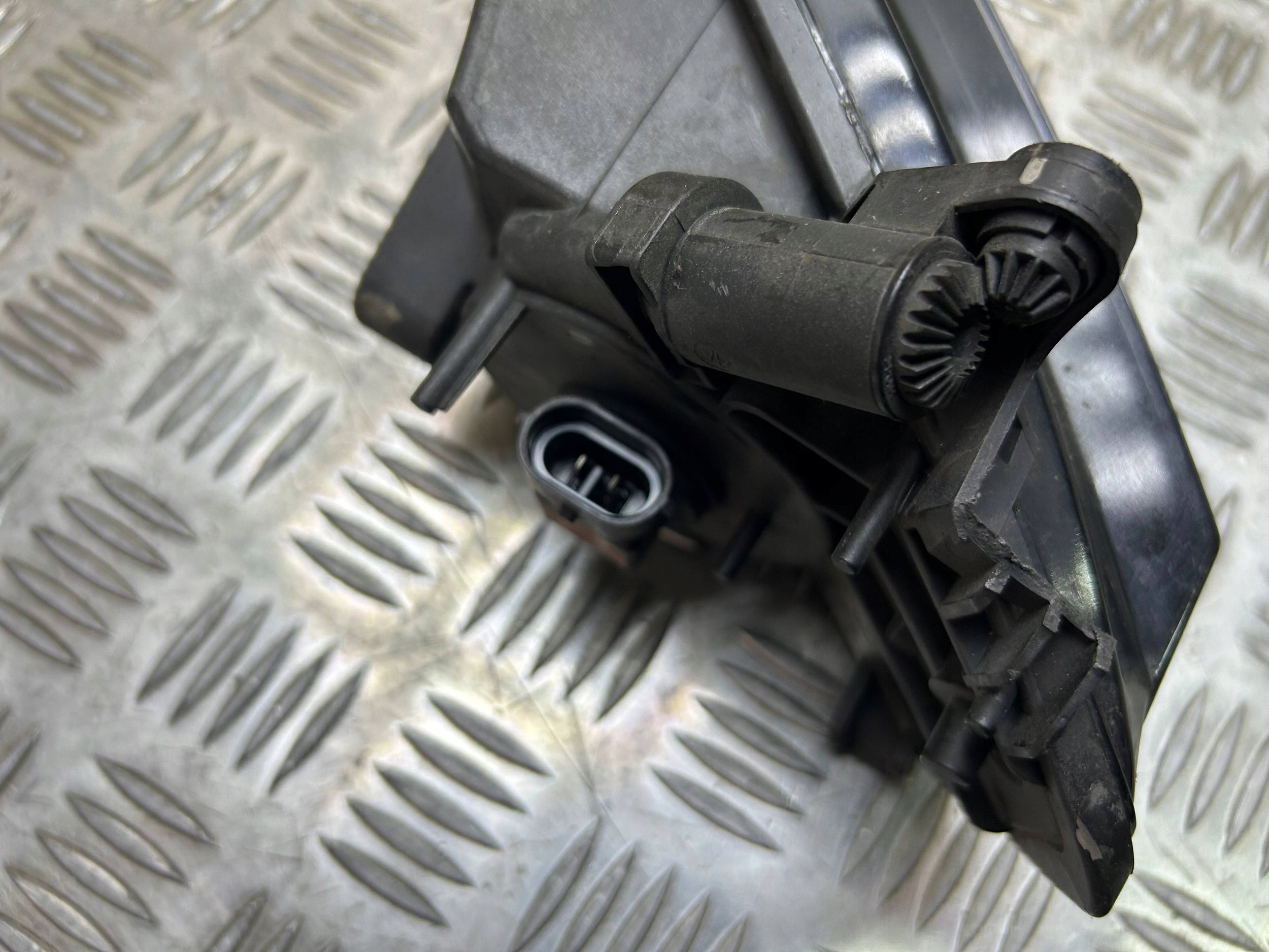 light przeciwmglowe left front Audi A5 8TA 2013 8T0941699F