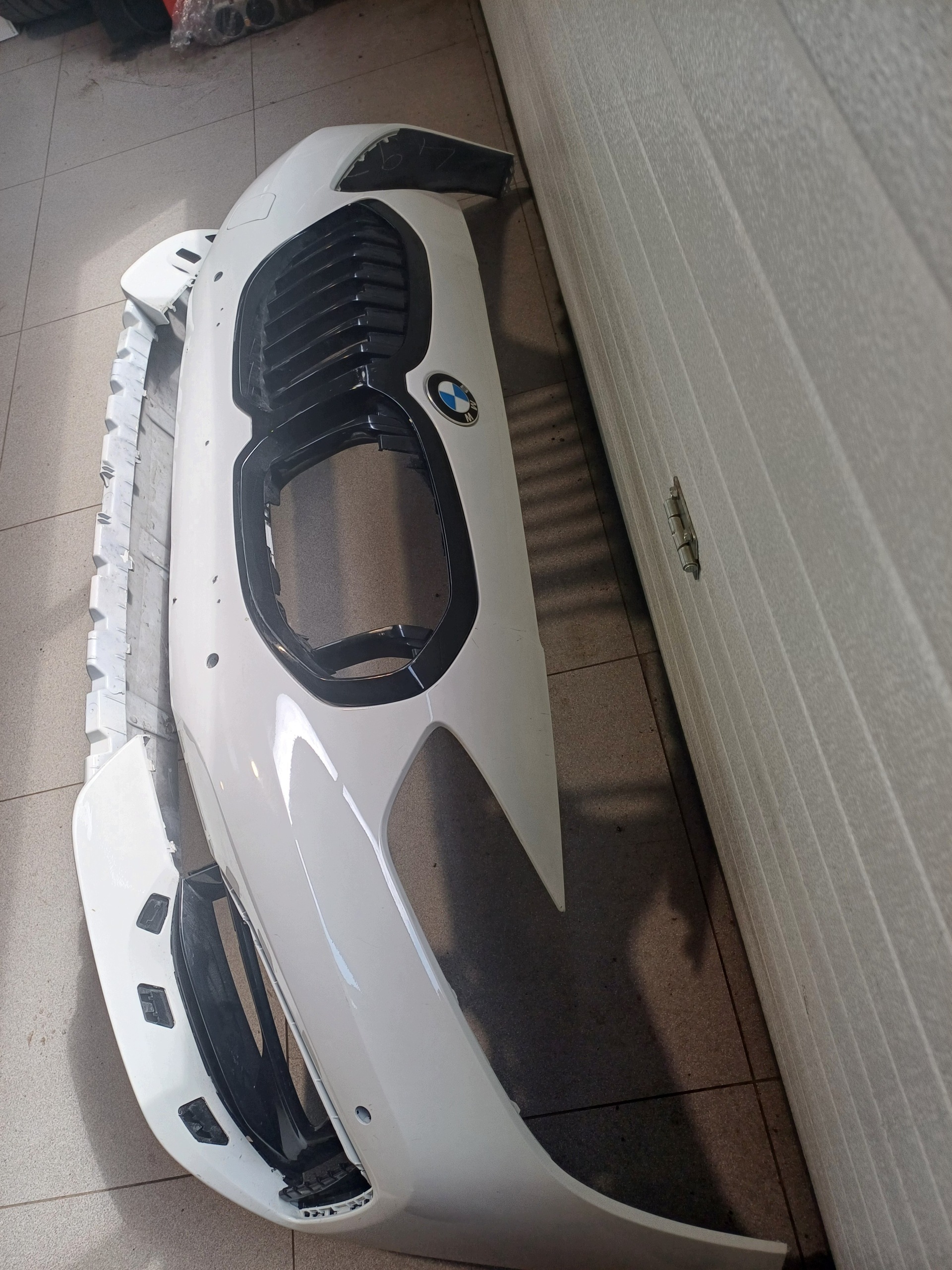 bumper front front BMW 1 and F40 51117459708 4 X PDC