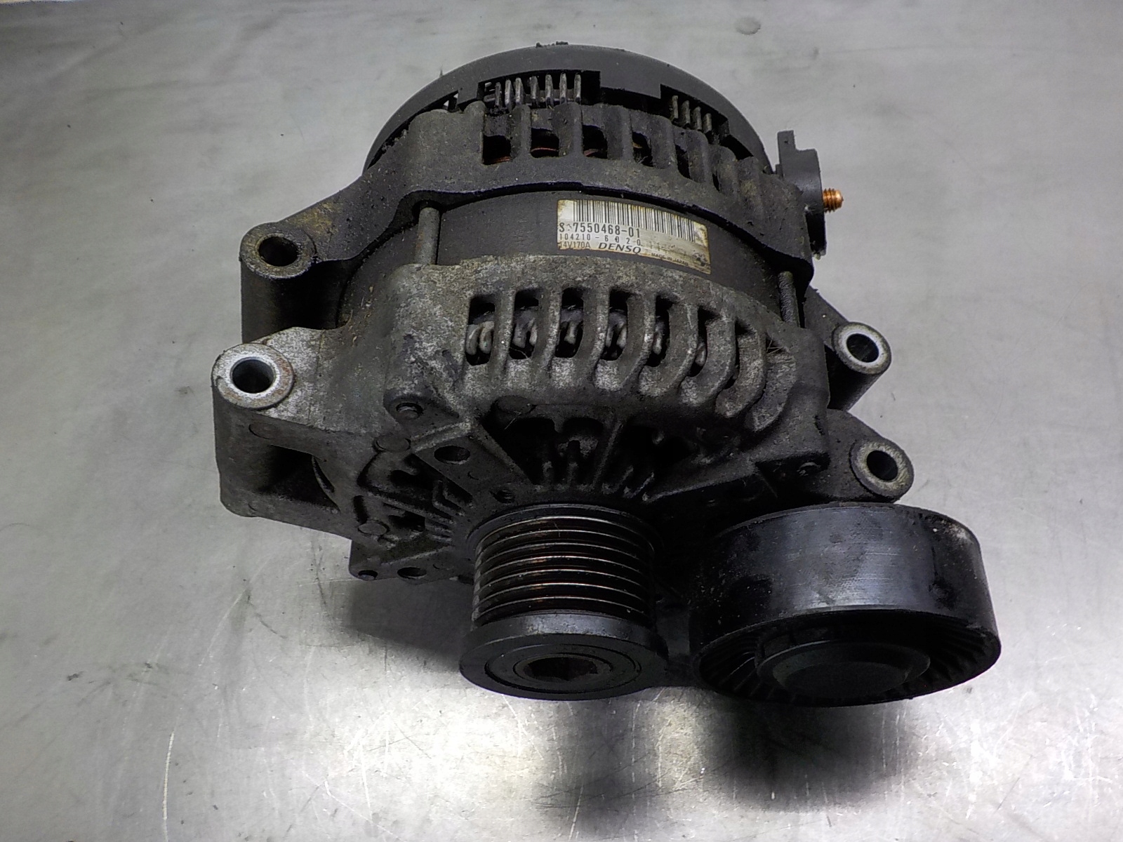 BMW E87 E90 2.0B ALTERNATOR 7550468-01
