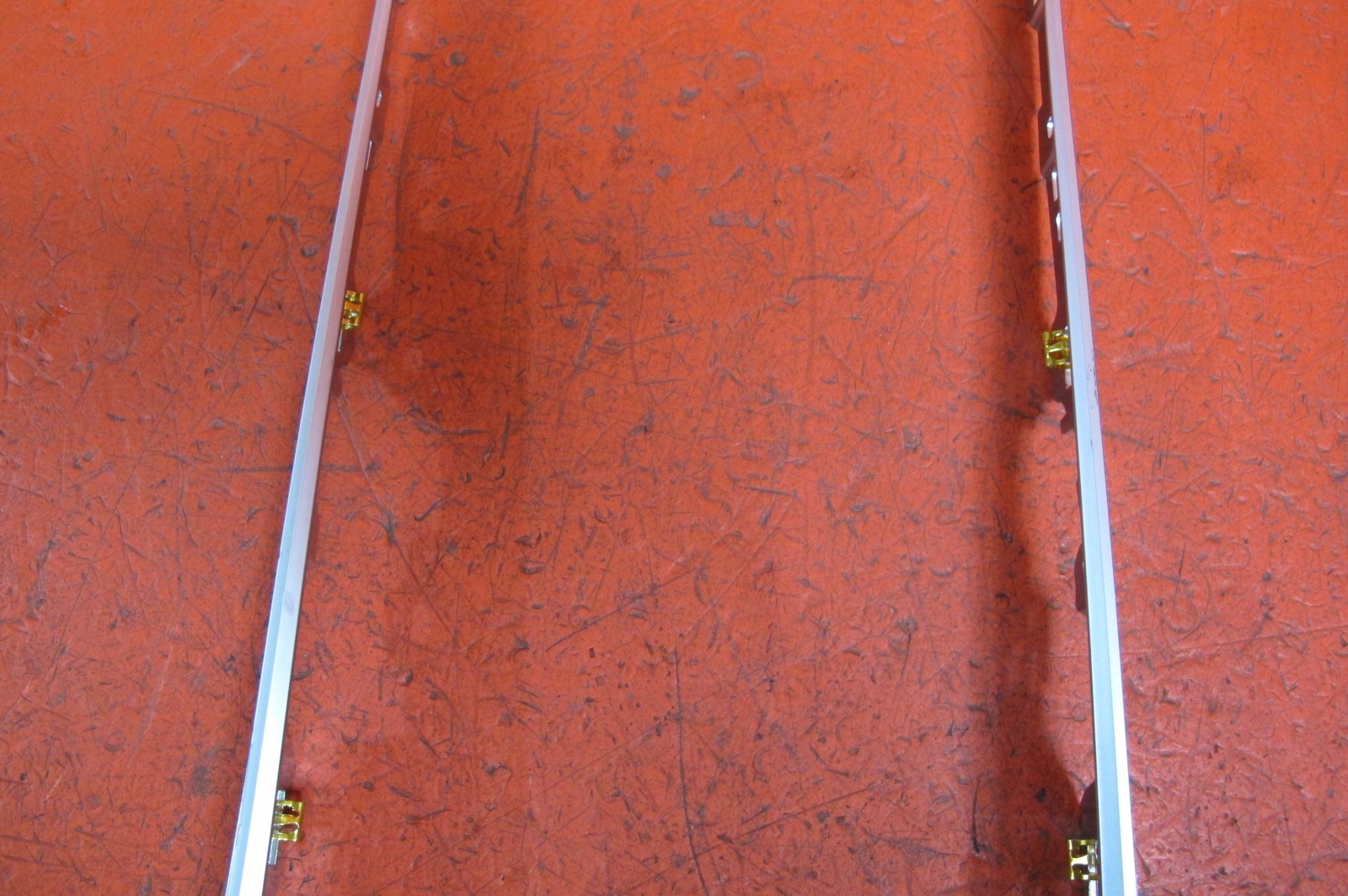 Tesla MODEL Y frame holder TUNELU SRODKOWEGO 1755548-02-A