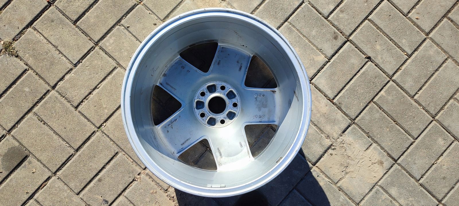 disk hliníkový disk Audi 5x112 8,5Jx18H2 ET45