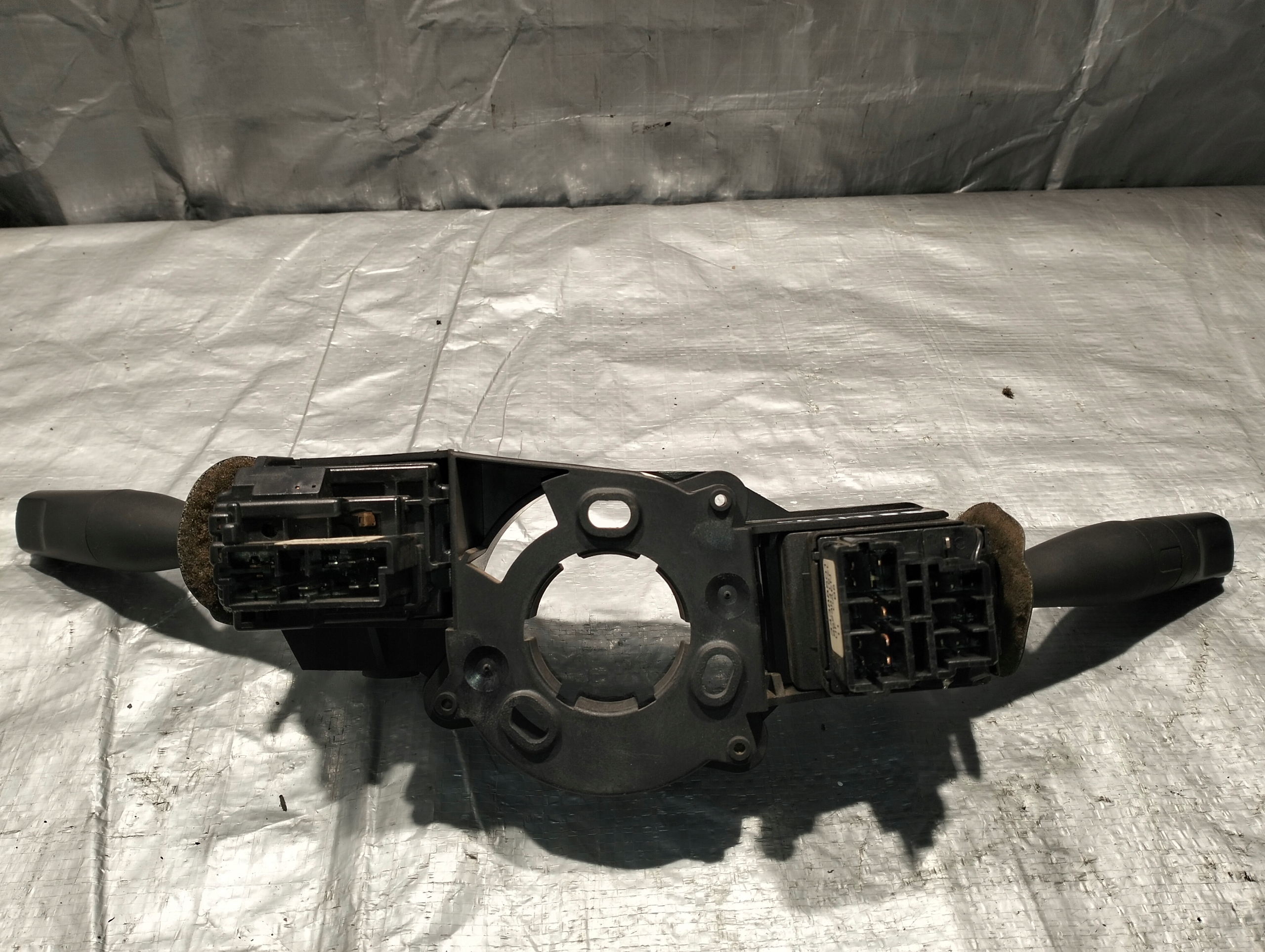 DEVIO LUCI TERGICRISTALLO TERGI Valeo Tergicristalli KIERUNKI BERLINGO 61557114