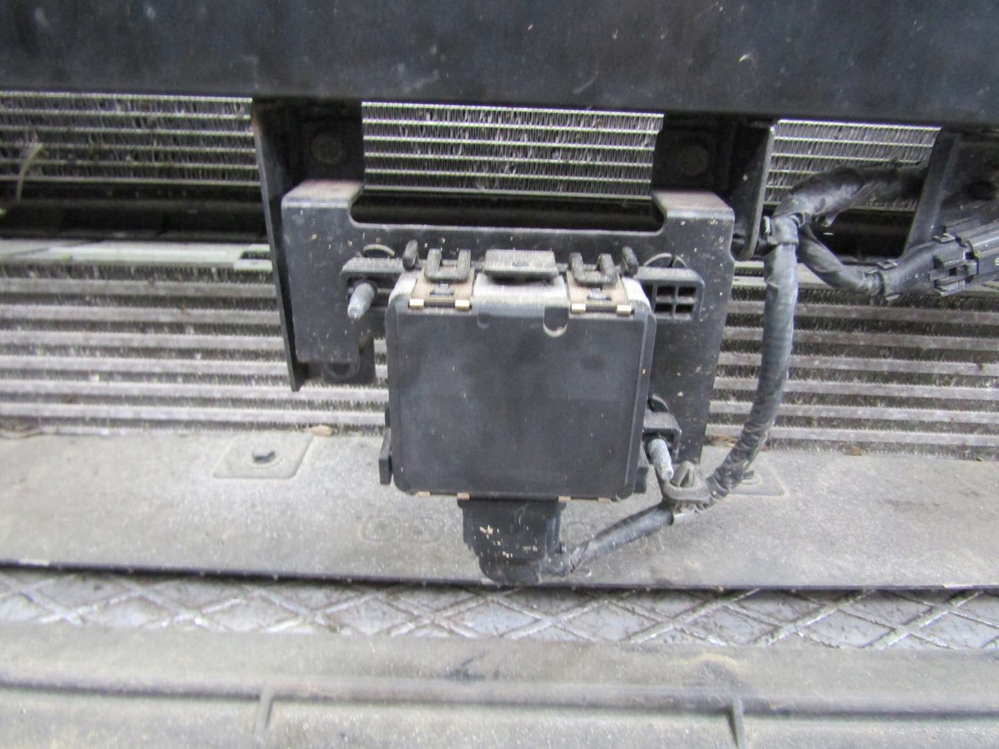 XCEED 1.5 T-GDI 22R PAS PRZEDNI WZMOCNIENIE CZOŁOWE CHŁODNICA WODY RADAR Producent części Kia OE