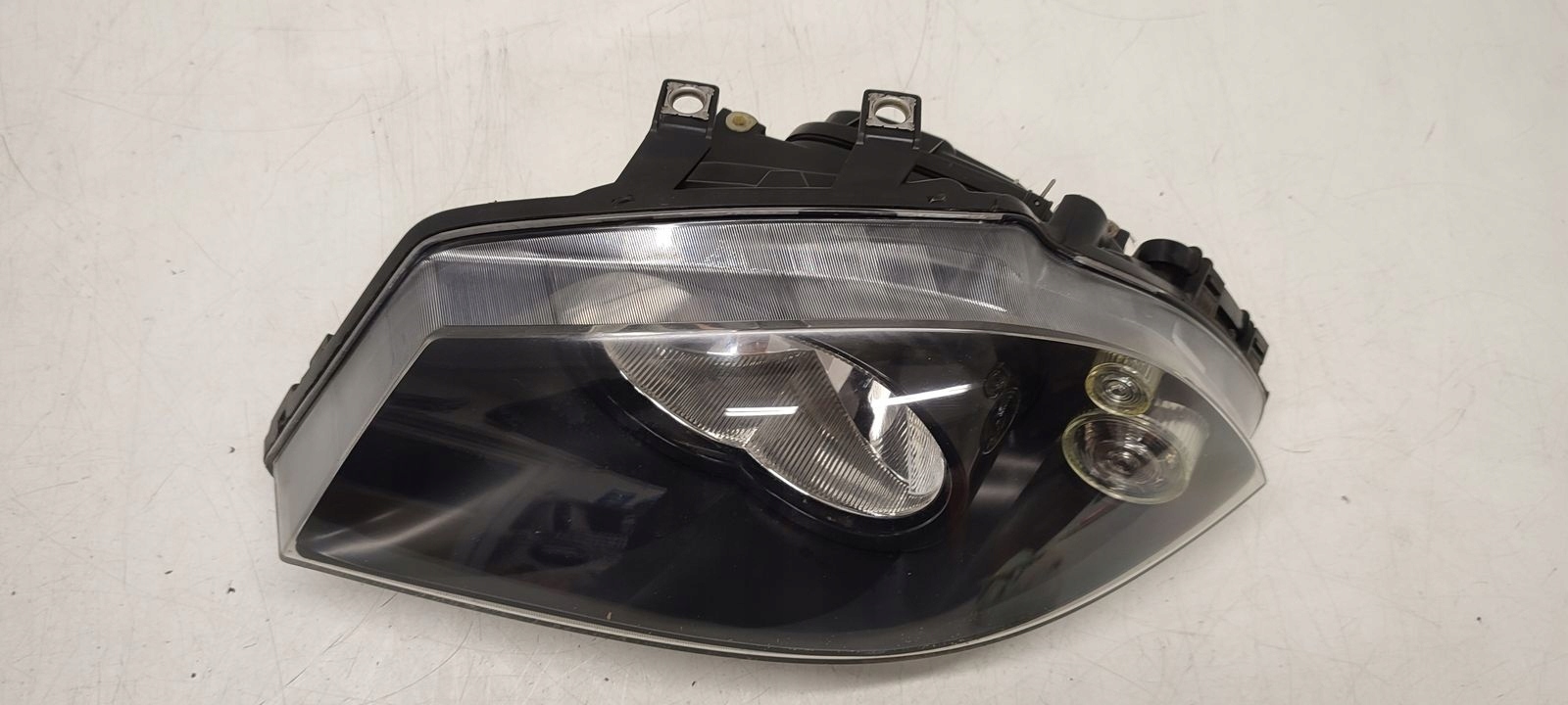 light front front left Seat Ibiza 6L