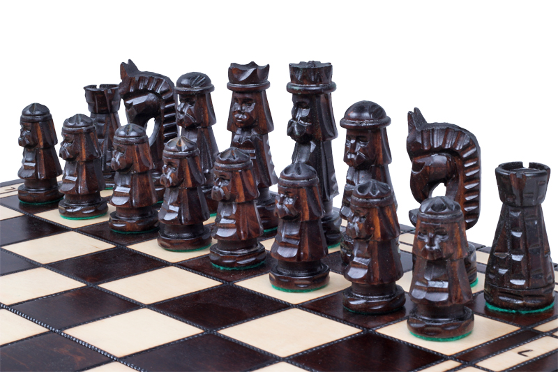 DUŻE Szachy ŚWIĄTKI (50cm) RZEŹBA LUDOWA, PIĘKNE! Producent Sunrise Chess & Games