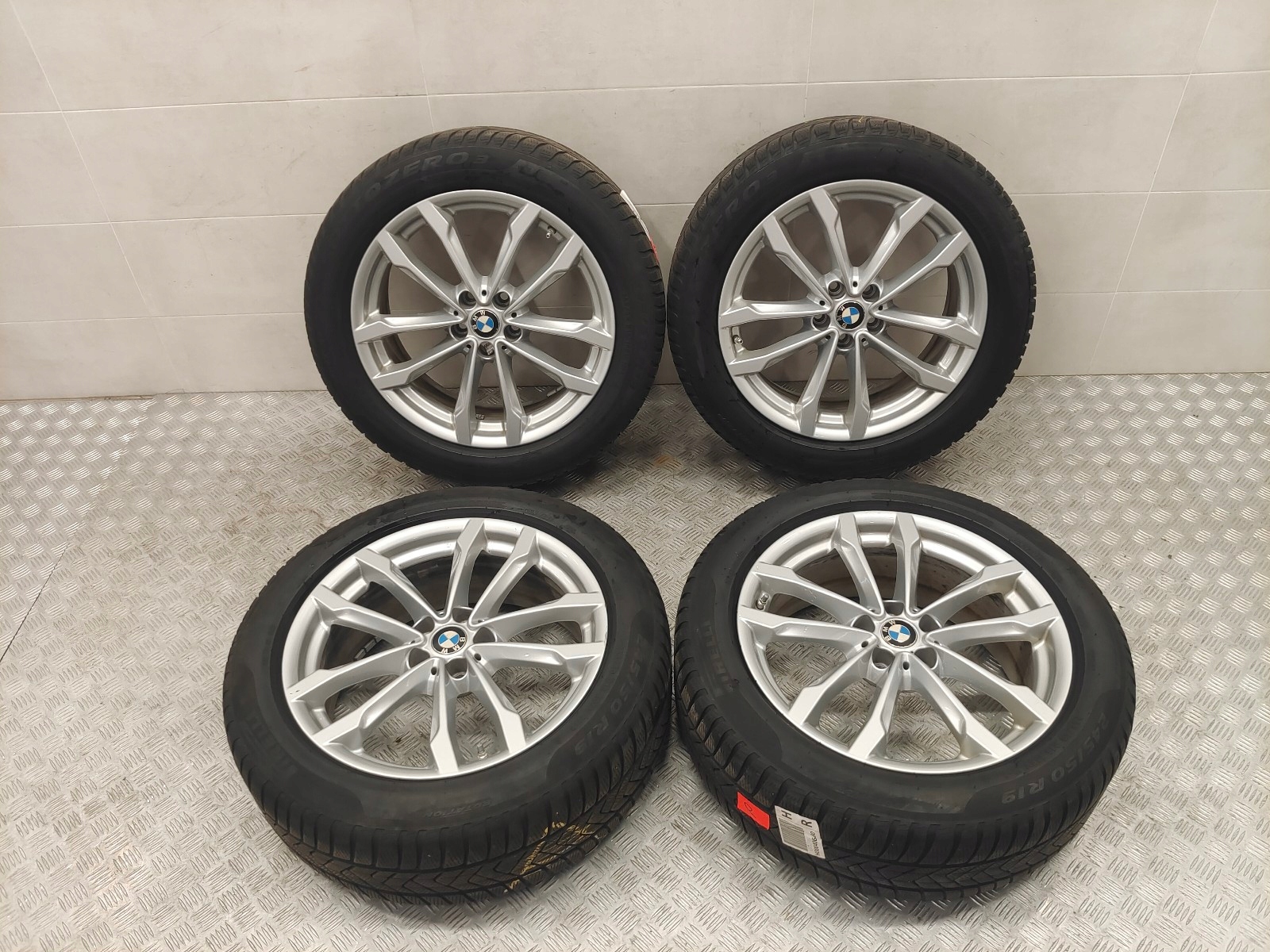 BMW G01 G02 tyres winter PIRELLI 245/50R19