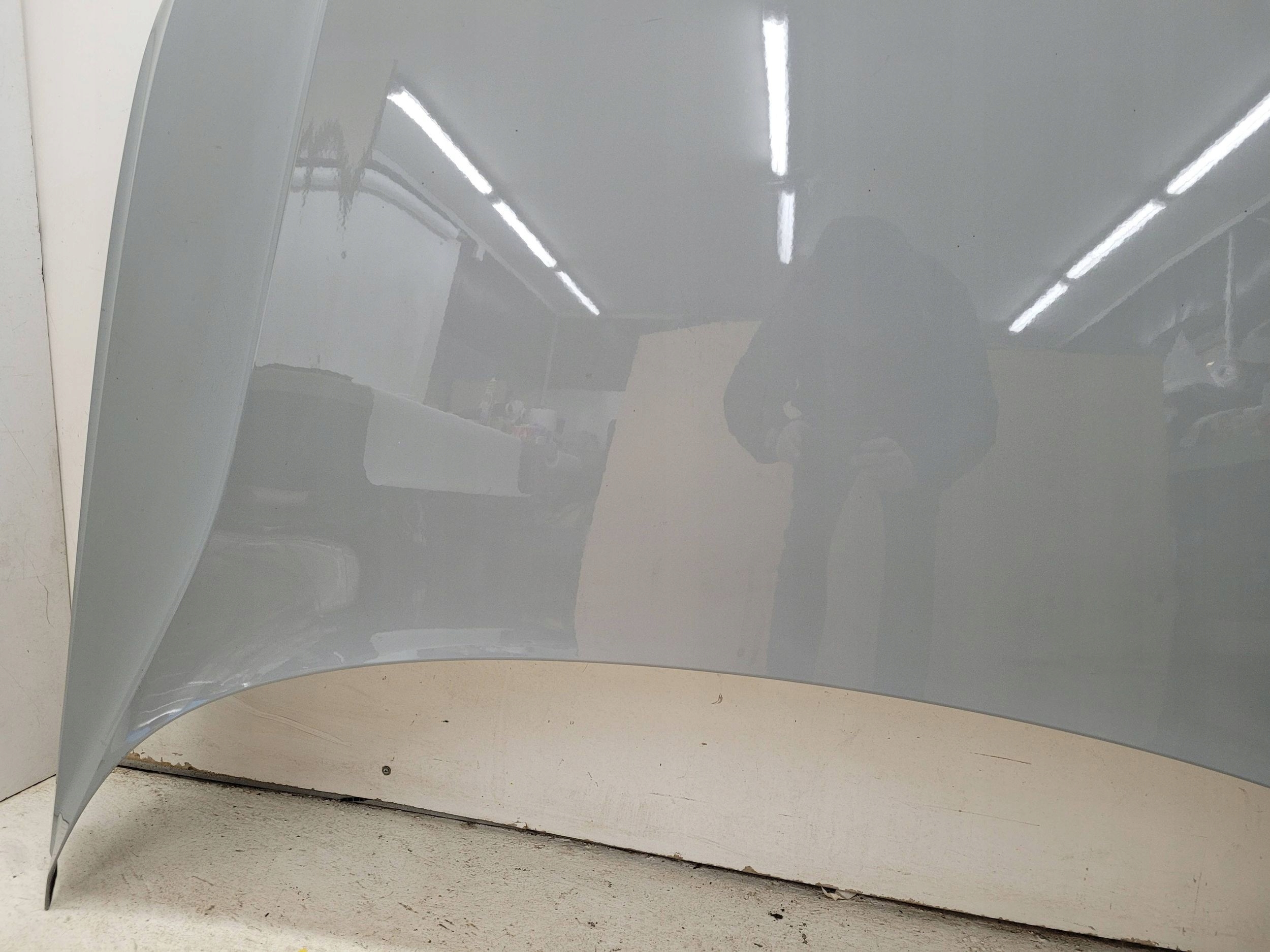 VOLVO XC40 II 18- MASKA POKRYWA SILNIKA PRZÓD PRZEDNIA FV Producent części Volvo OE