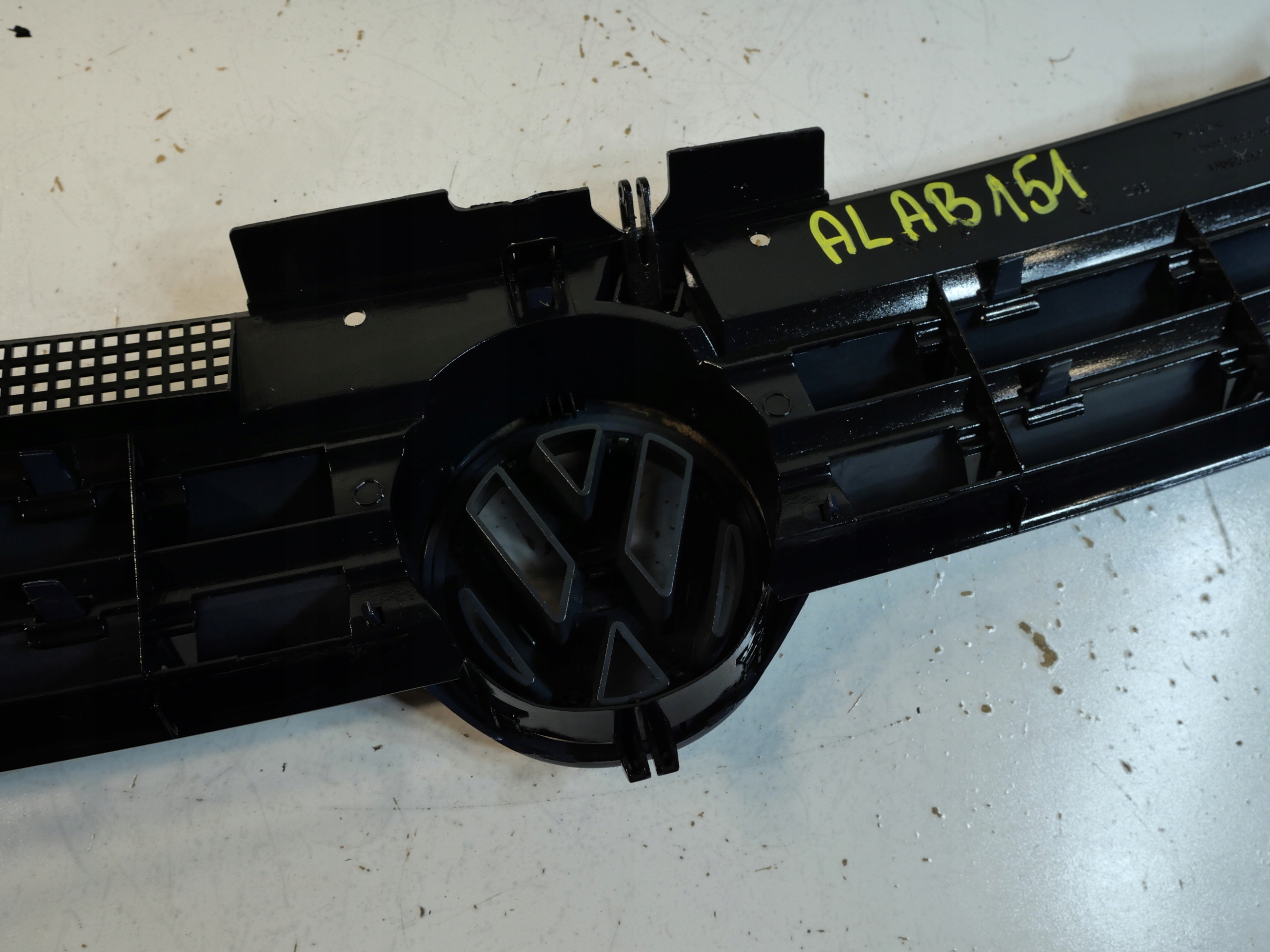 original grill grille VW GOLF IV 1J0853651H