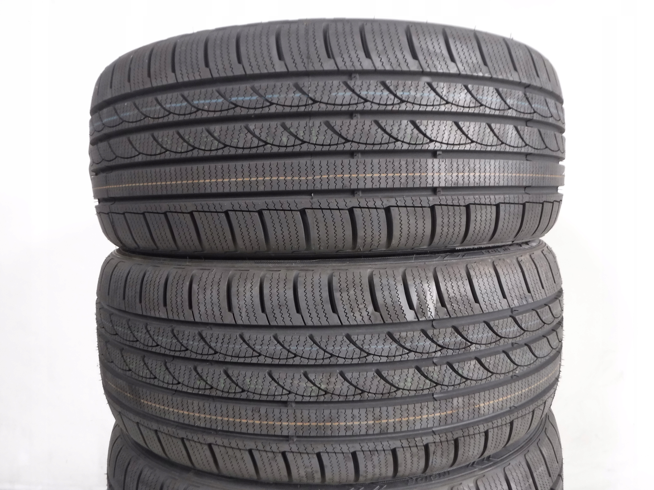 OPONY ZIMOWE TRACMAX ICE-PLUS S210 195/45/16 84H