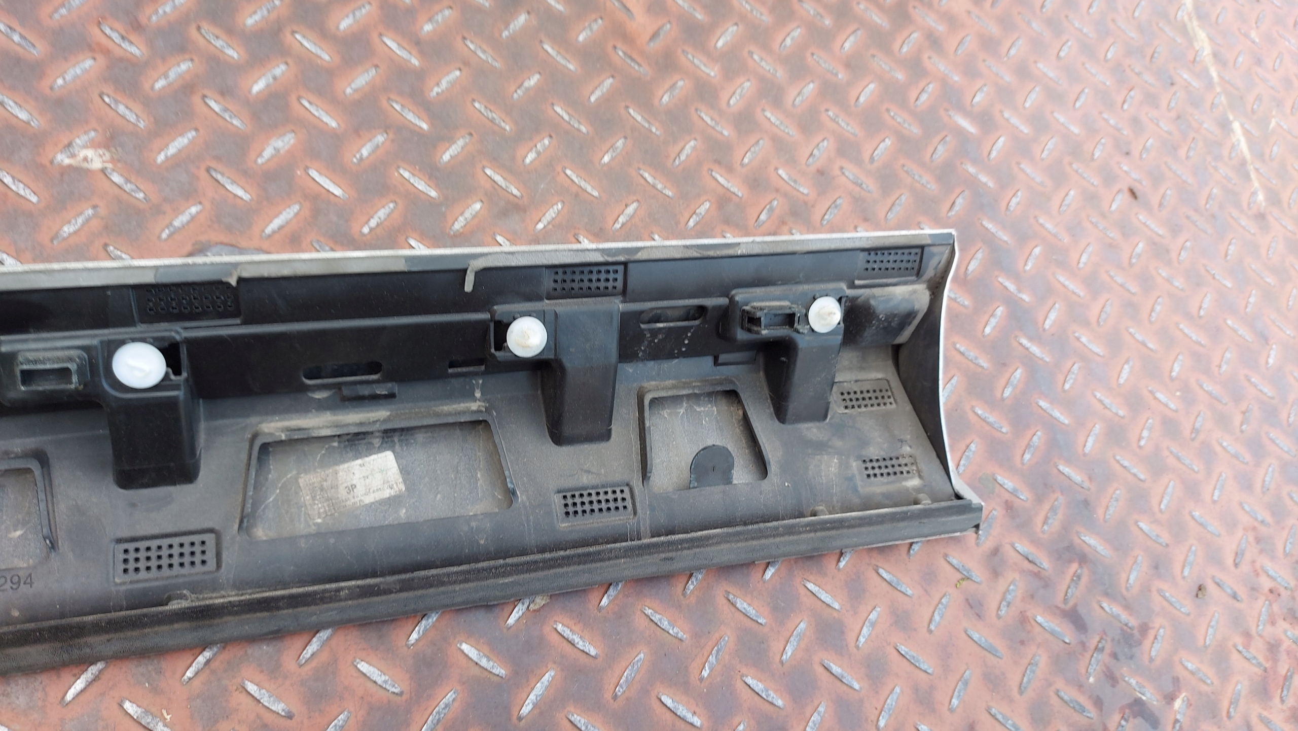 moulding door right front VOLVO XC60 II 17