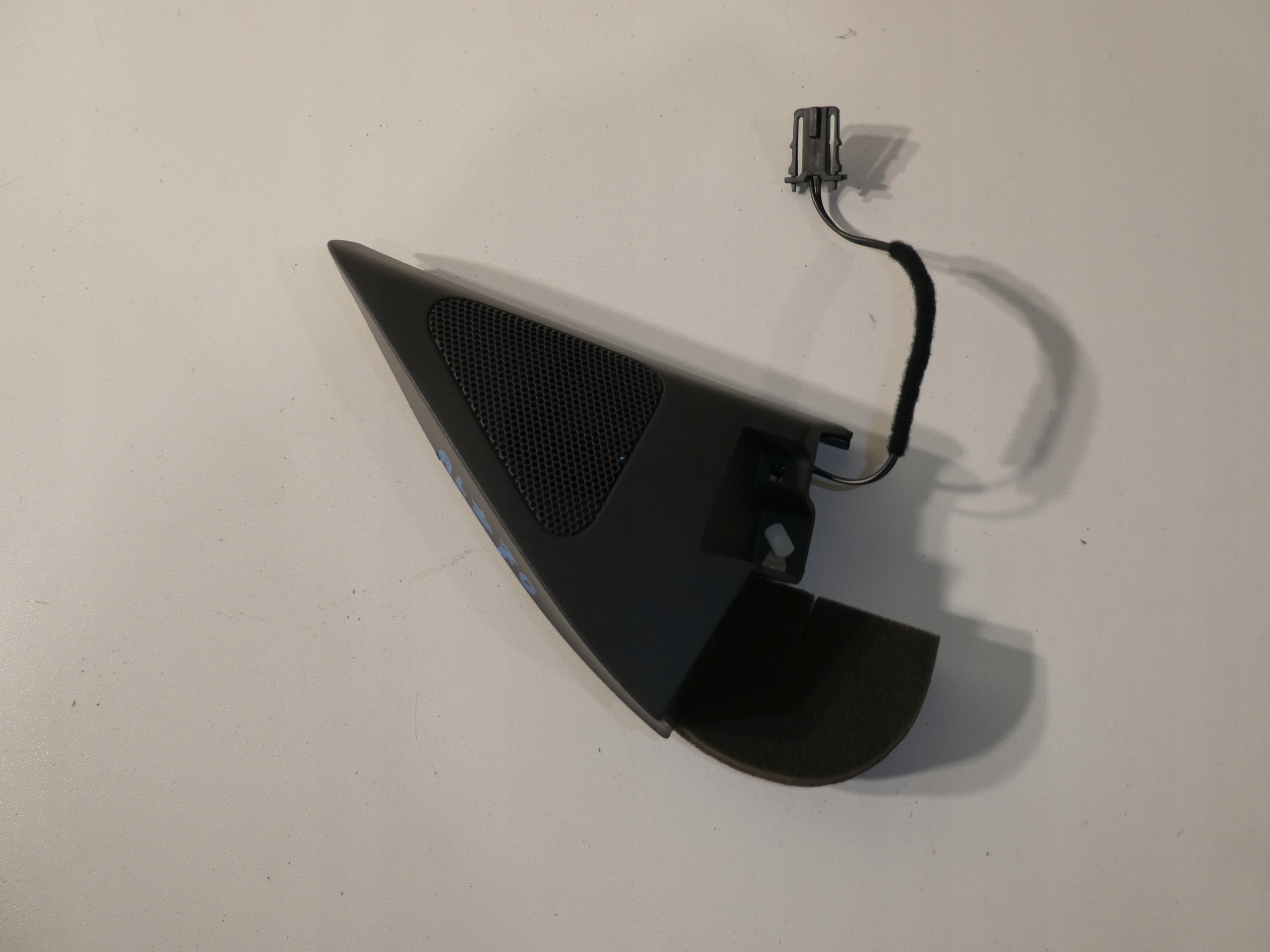 TROJKAT speaker VW GOLF V 1K0837994A