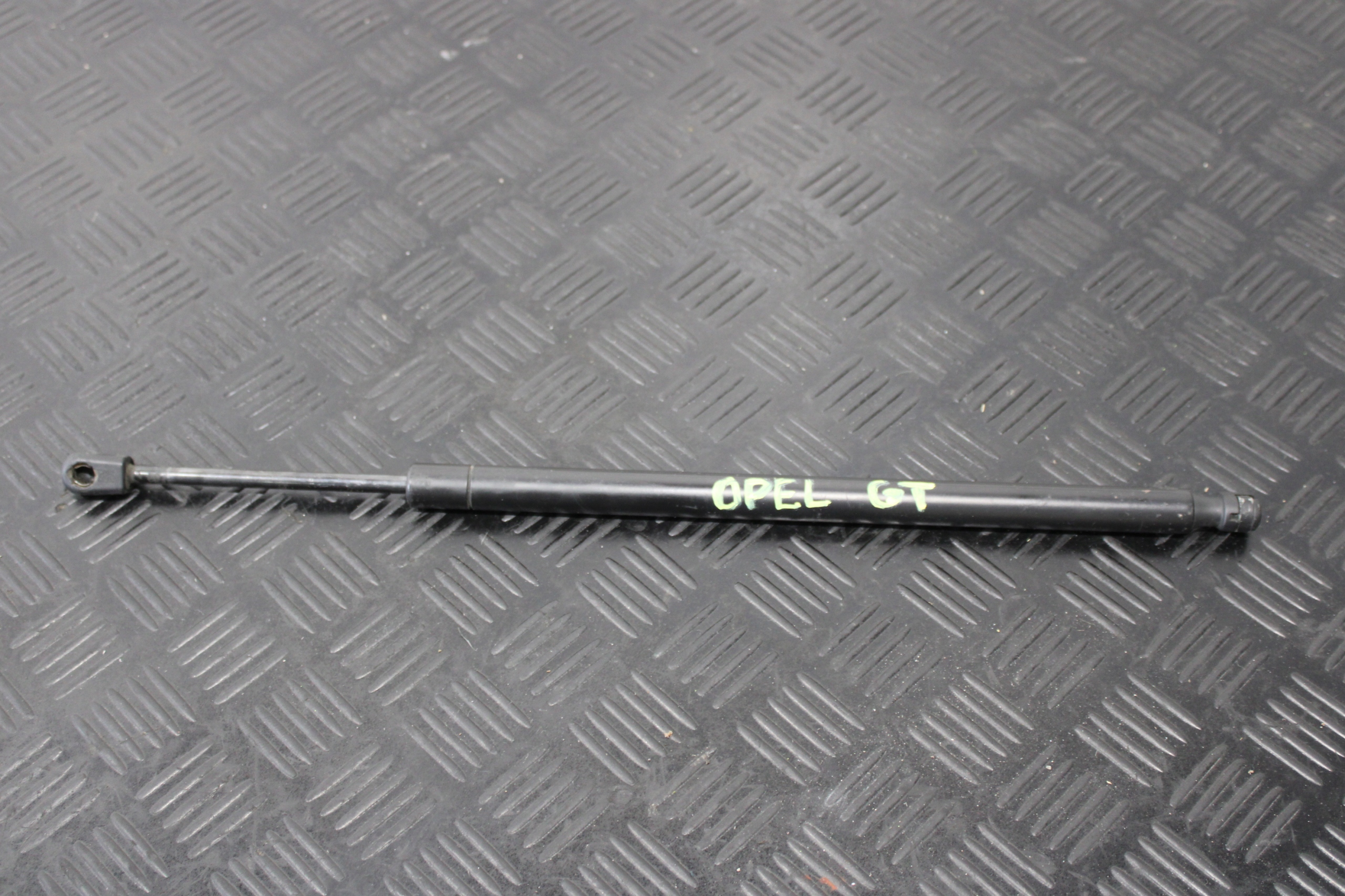 SIŁOWNIK TELESKOP OPEL GT