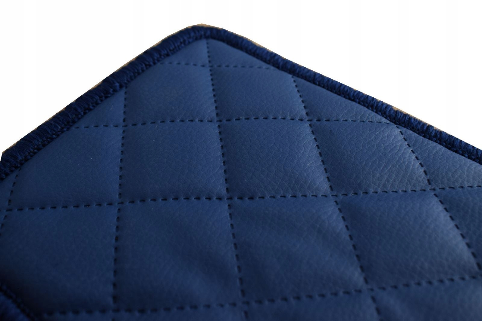 Eko skóra GRANAT Mata do Mitsubishi Express L2 [X82] 2020-... Numer katalogowy producenta EN1642