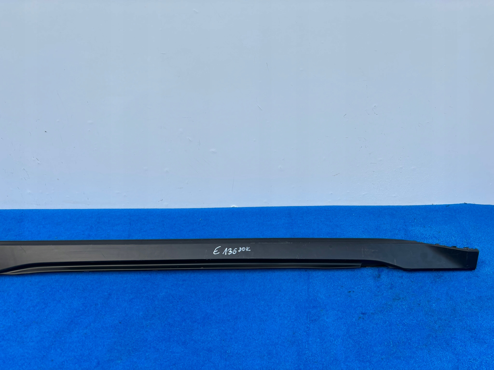 AUDI 4P 2024 ROK right threshold moulding threshold 4P0853856 E136DOK