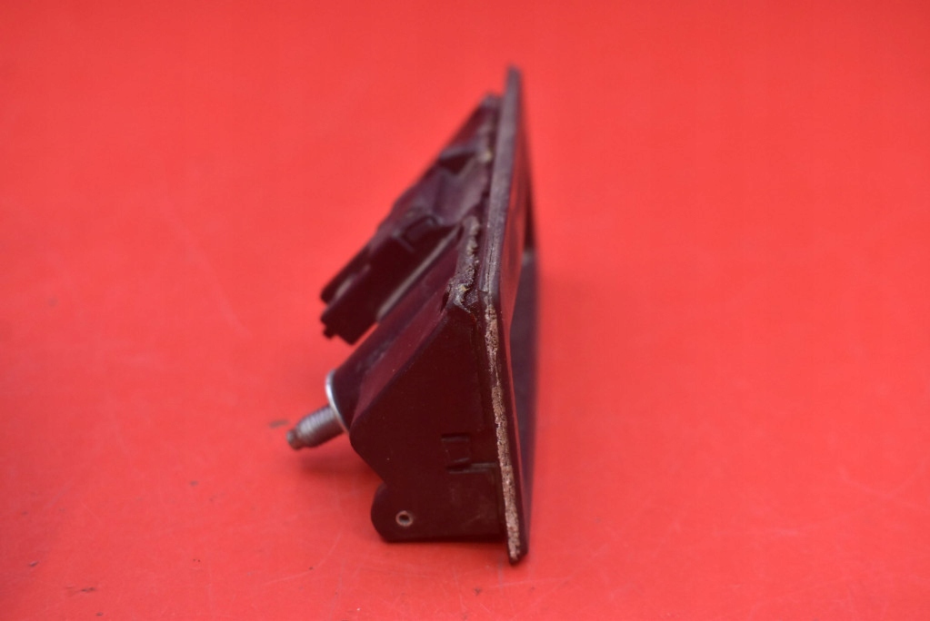 handle button bonnet rear part 5N0827566B AUDI A4 B8 sedan 07-11
