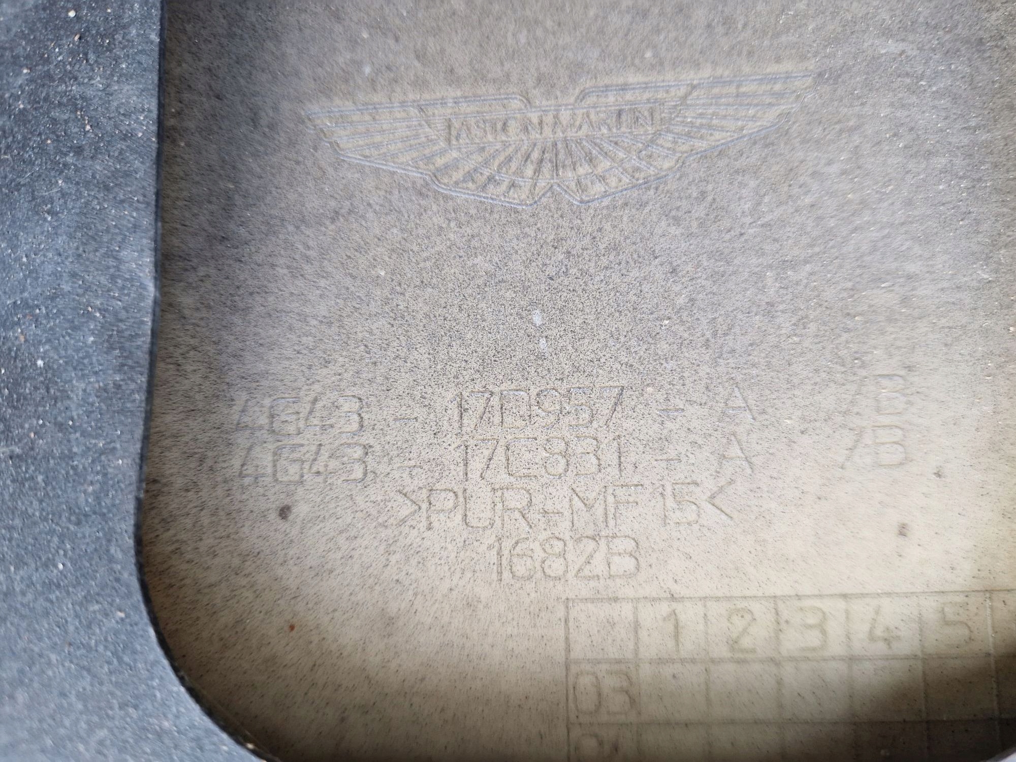 PARAURTI ANTERIORE ASTON MARTIN DB9 2004R->2010R