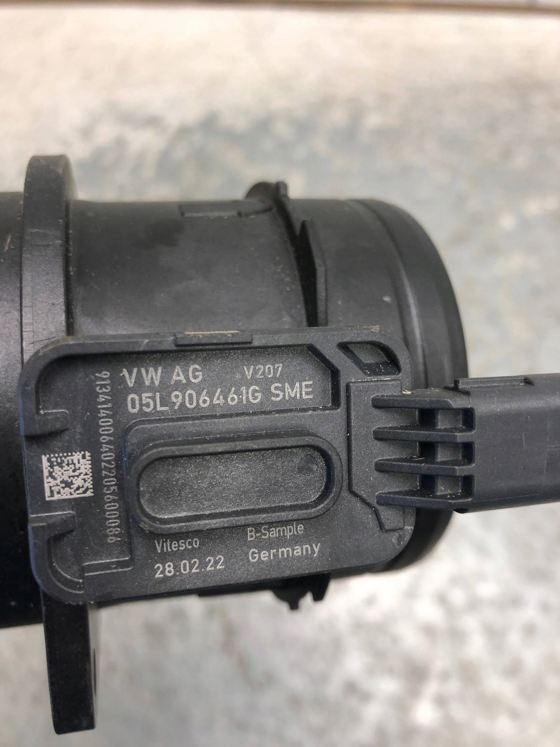 Debimetro VW AUDI 05L906461G