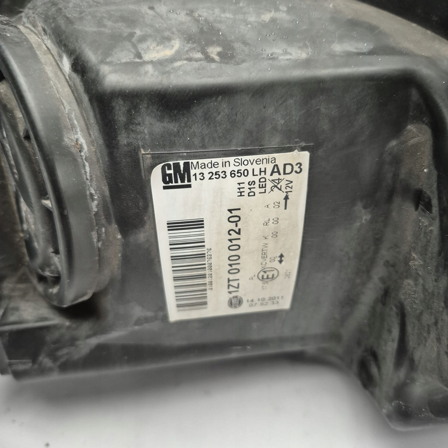 OPEL ASTRA IV J 09- light left front front XENON LED 13253650