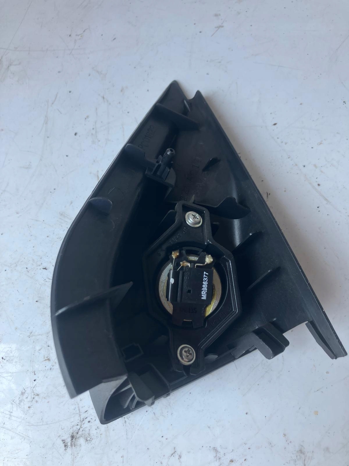 TROJKAT speaker door left front PEUGEOT 4007 221A079