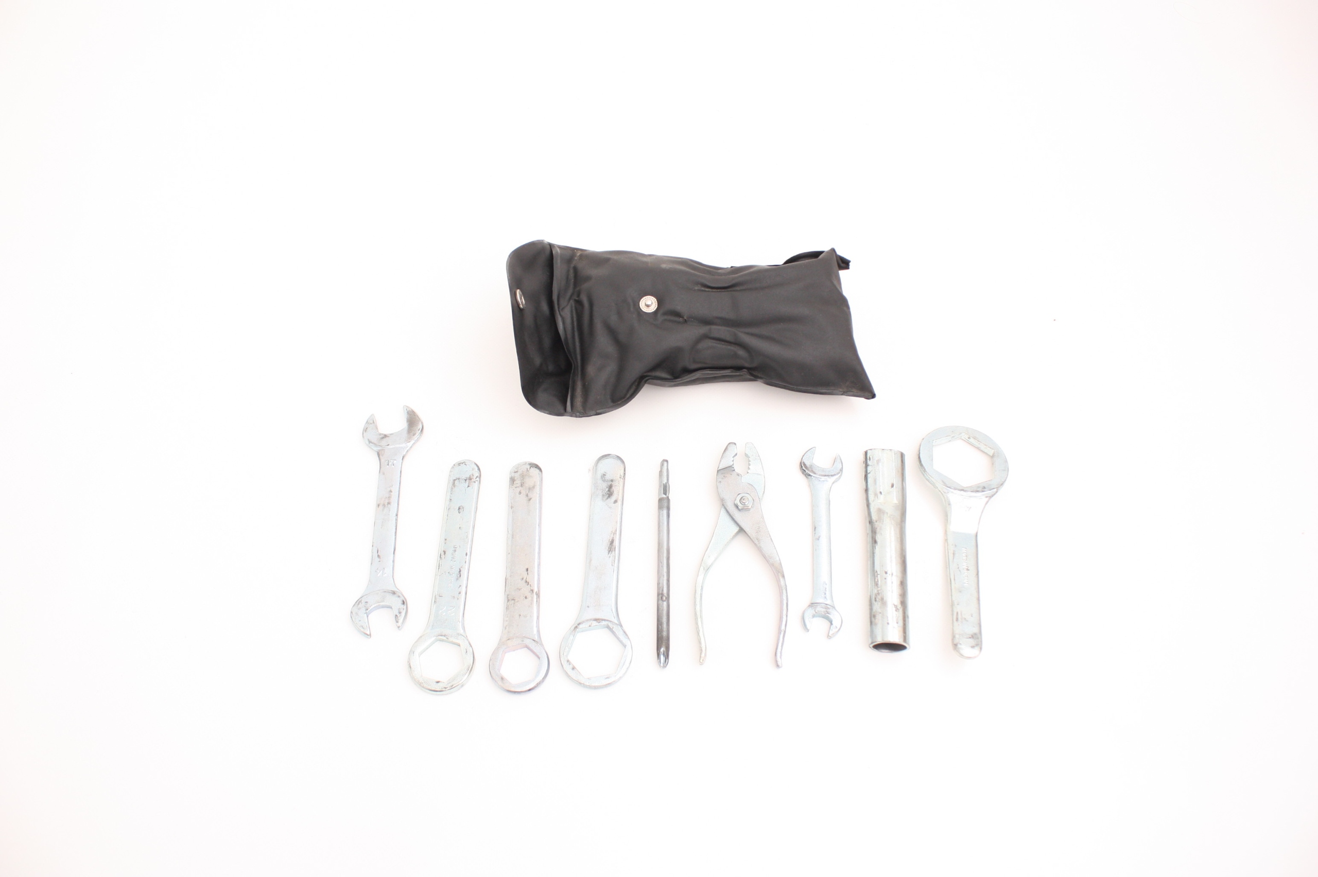 KLUCZE SERWISOWE NARZĘDZIA Suzuki GSXR 600 SRAD