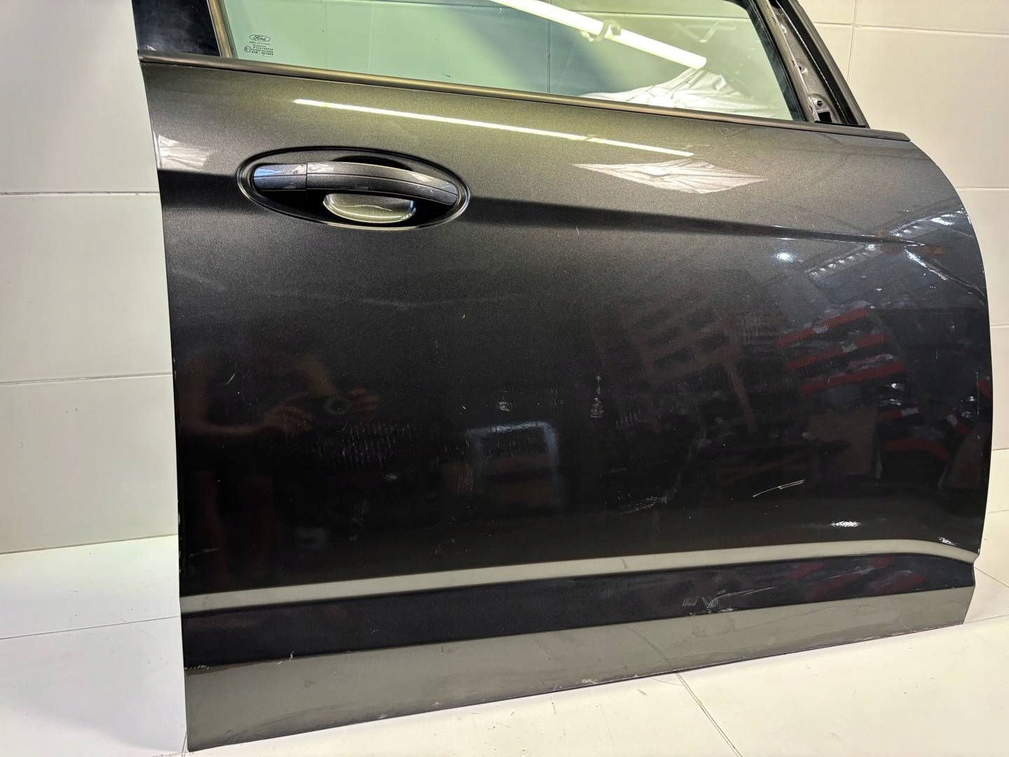 dveře předek pravá strana Ford C-Max 2 2015