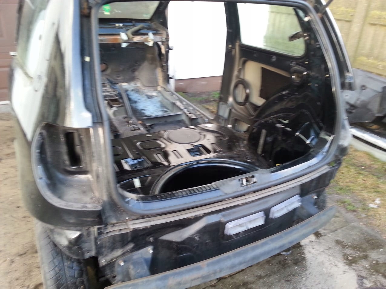 задний ремень кузов зад vw FOX