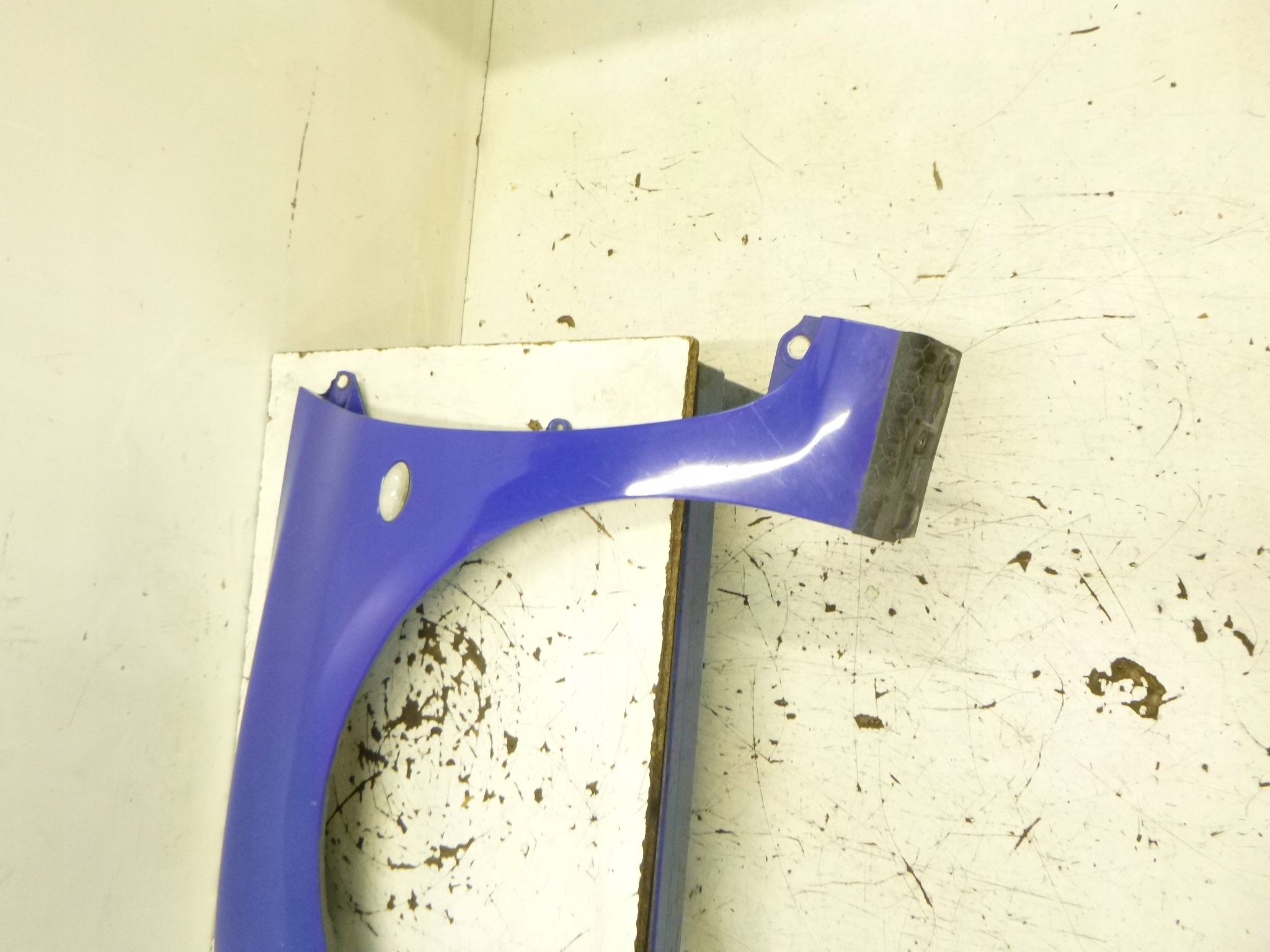 parafango sinistra Peugeot 307 EGJB 2004r. Kombi