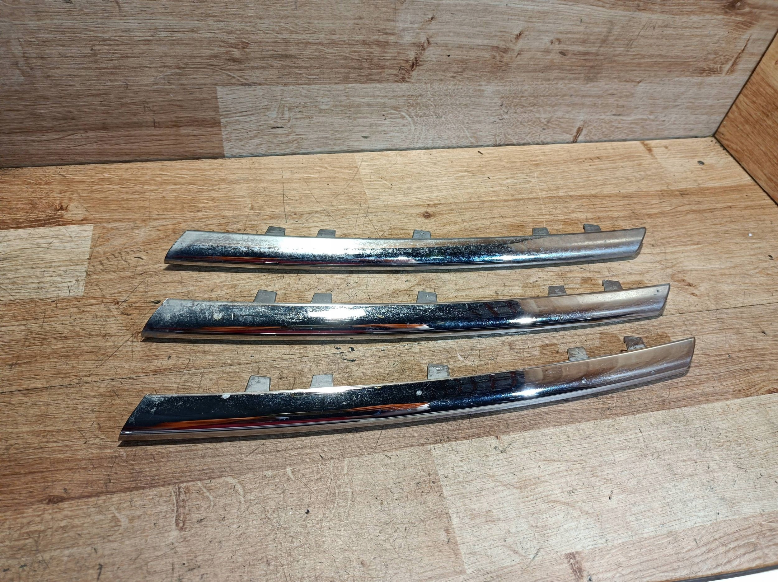 grill front moulding chrom Opel Insignia A 13264449