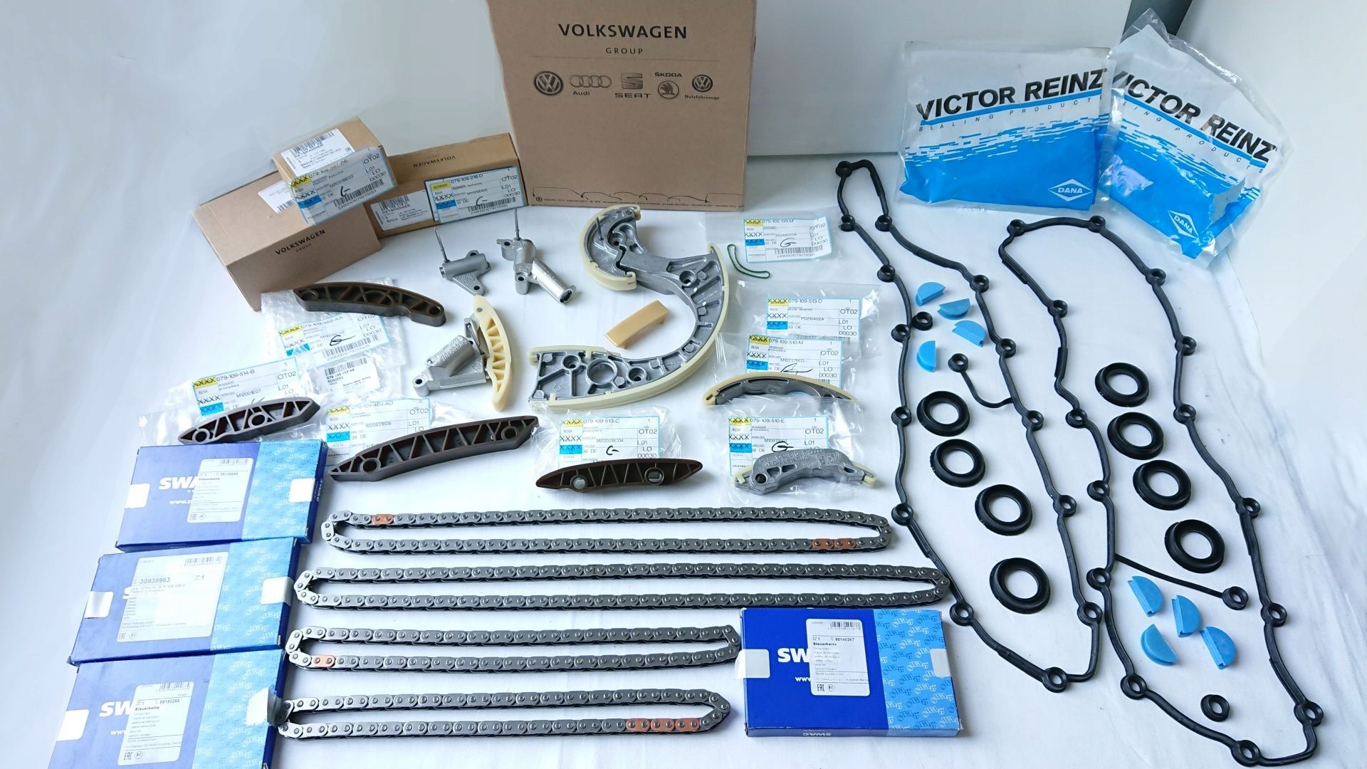 48322 - КОМПЛЕКТ ГРМ AUDI 4.2 BBK BHF BAS BAT OE