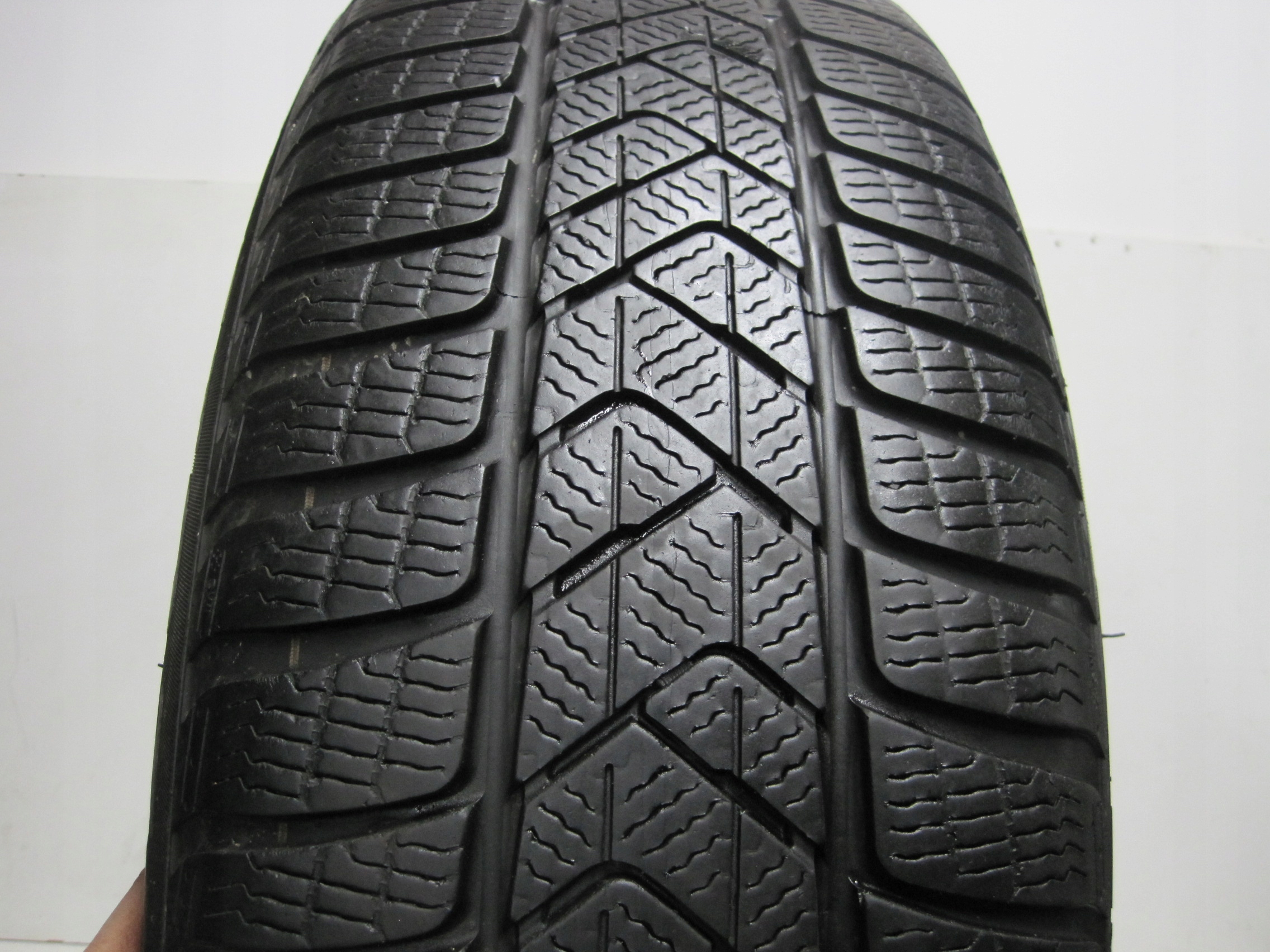 wheels discs tyres BMW 6 G32 R18 5MM