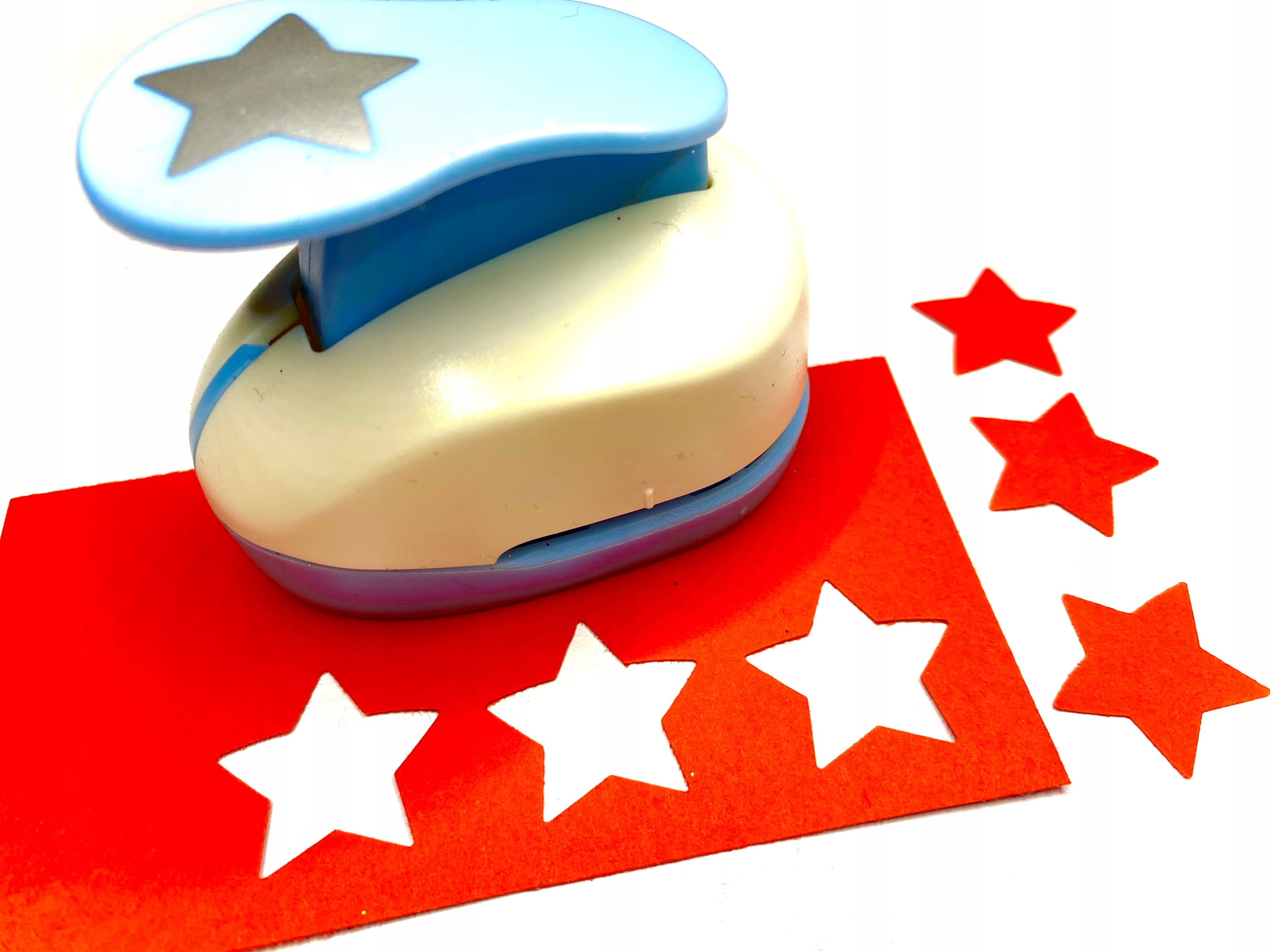 DZIURKACZ GWIAZDA OZDOBNY 2,5cm (d25-09)brewis