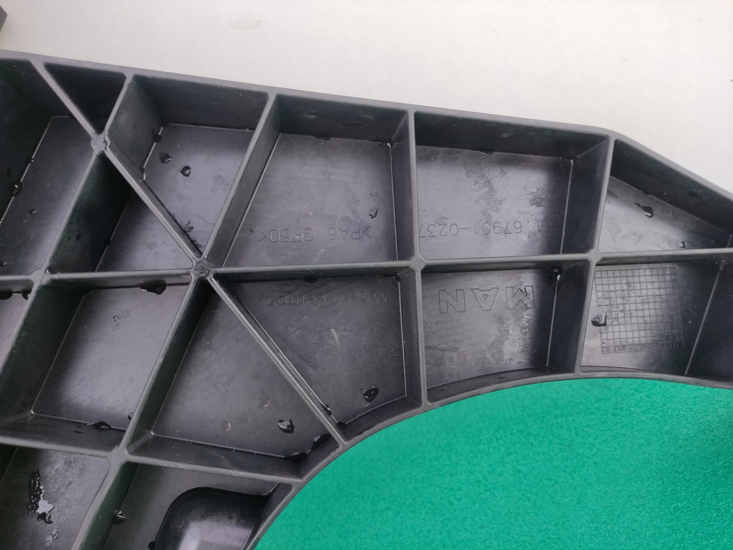 bracket holder holder console siders MAN TGA TGX 81679010237 K73/101