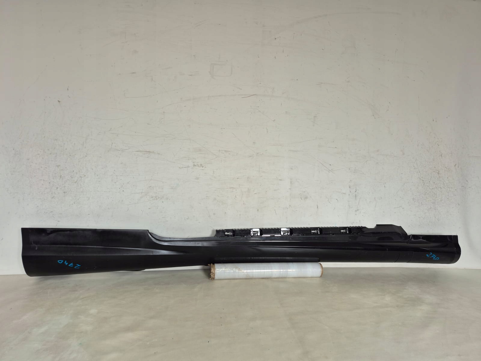 MERCEDES E-class W207 C207 COUPE AMG 09- moulding threshold right A2076901840